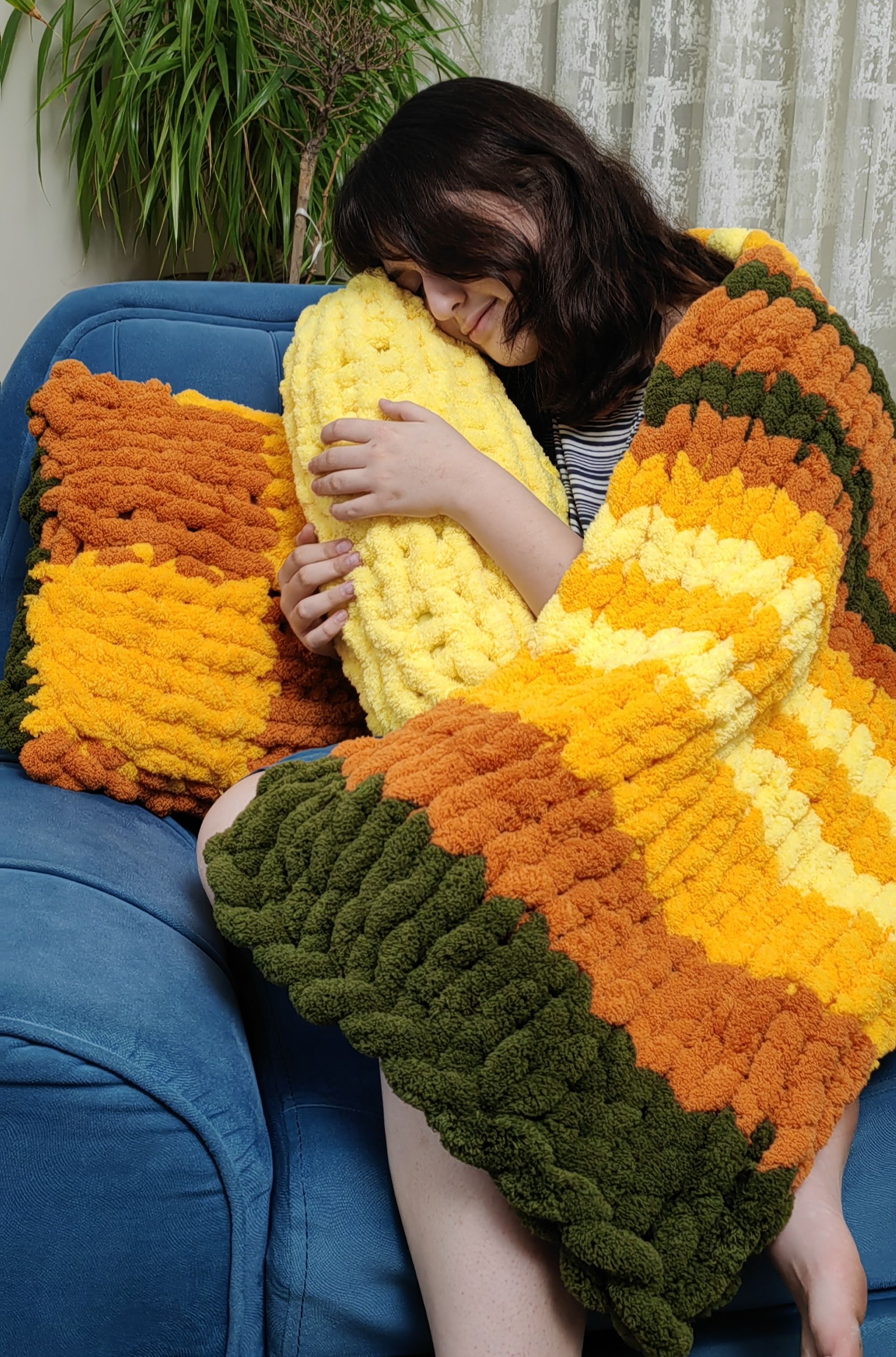 محصولات لیلی بافته با کاموای مخمل چانکی