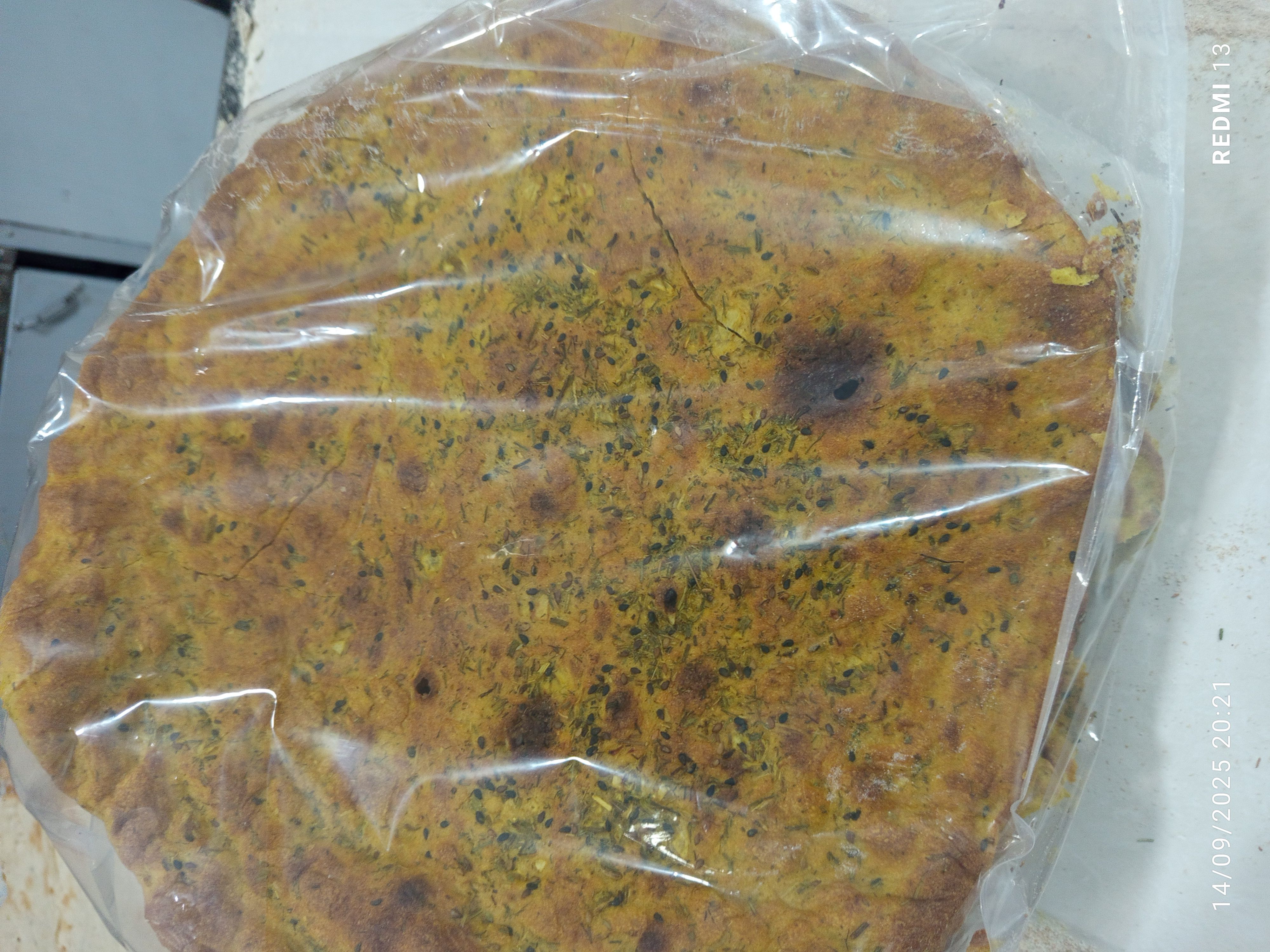 انواع نان خشک با آرد گندم