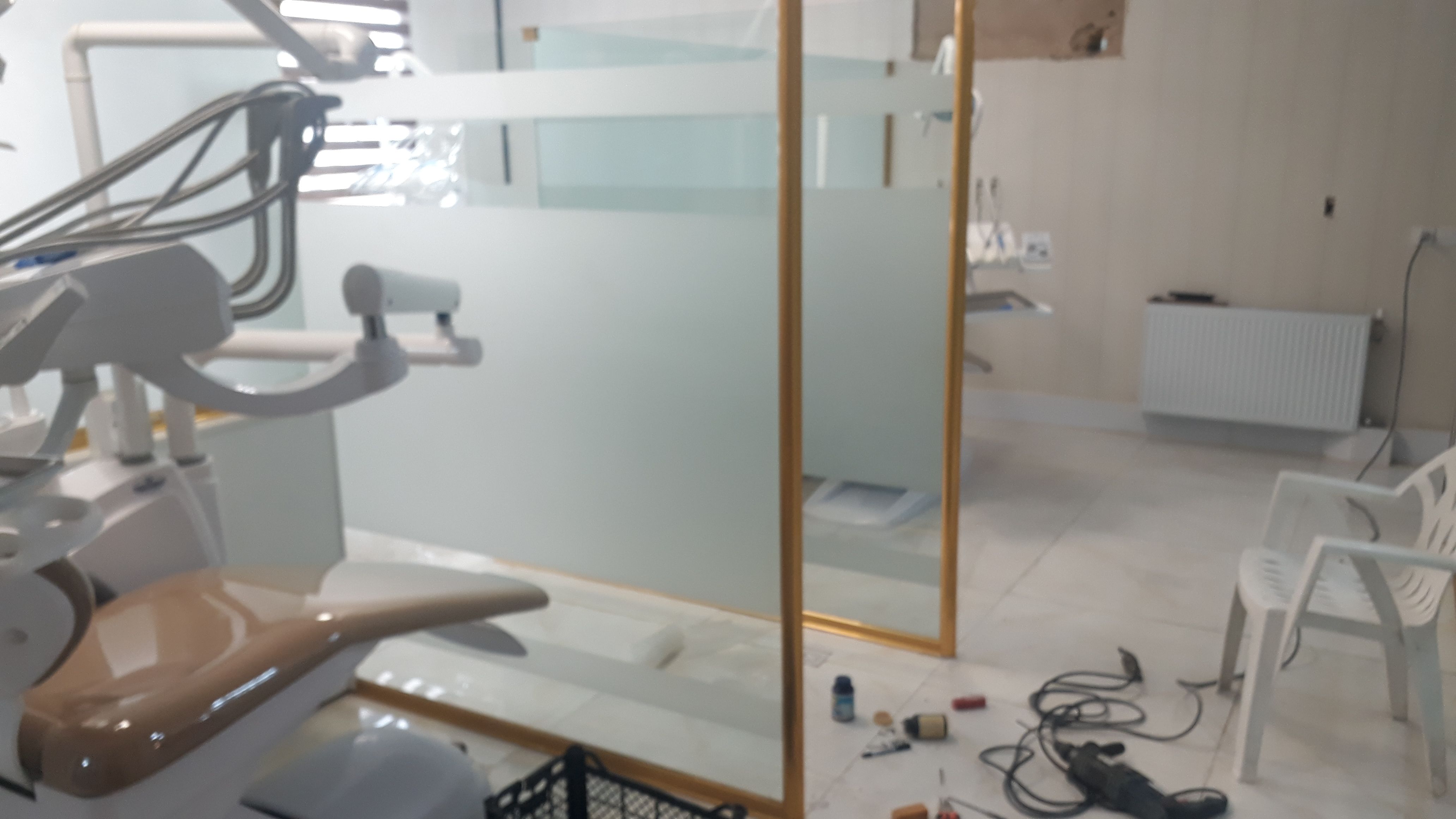 جویای کار  متخصص تولید شیشه دوجداره 