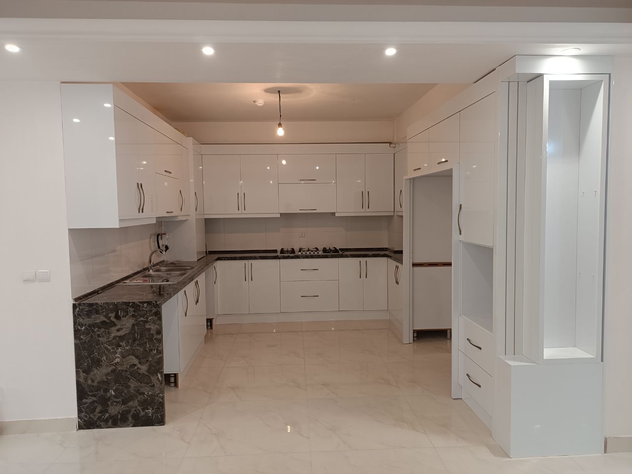 کابینت و دکوراسیون منزل