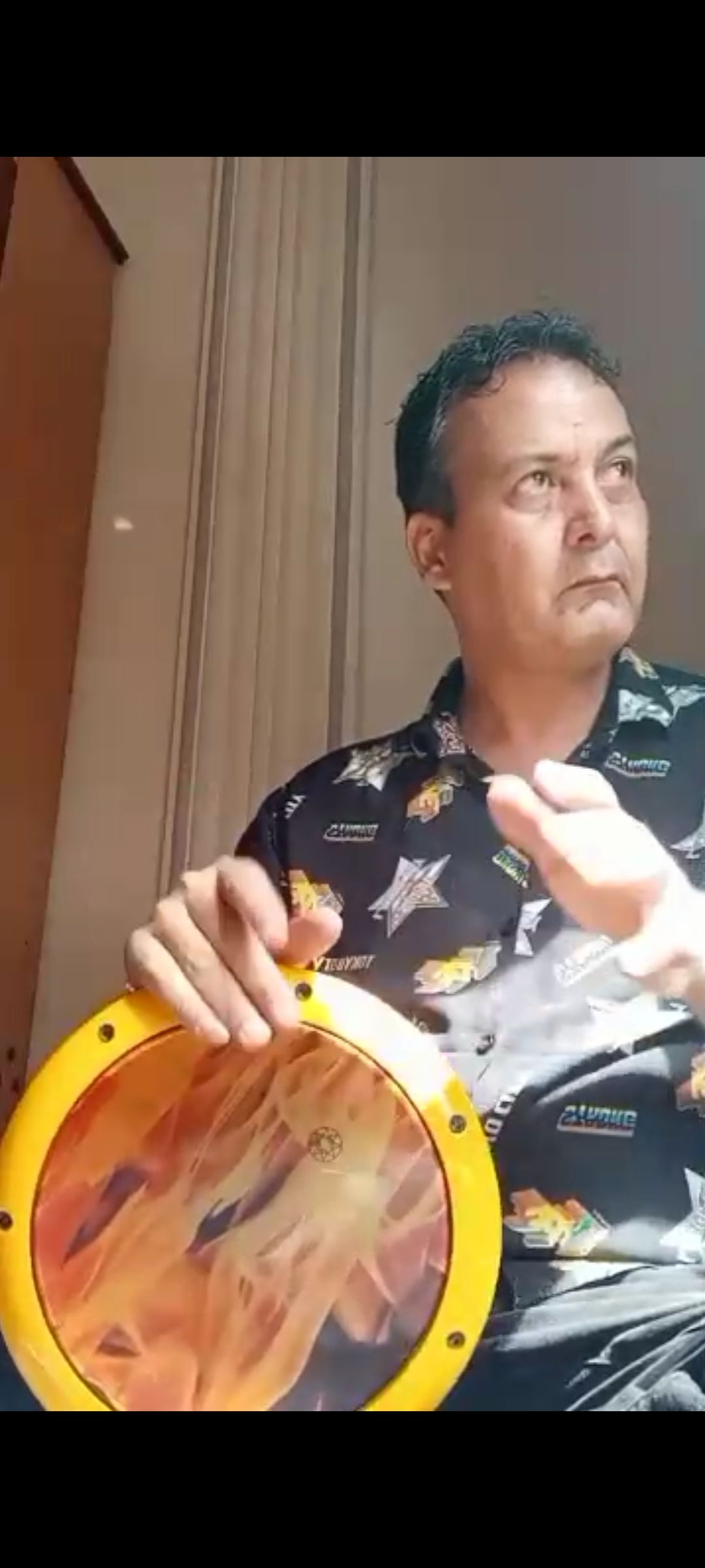 درخواست همکاری نوازنده حرفه ای 