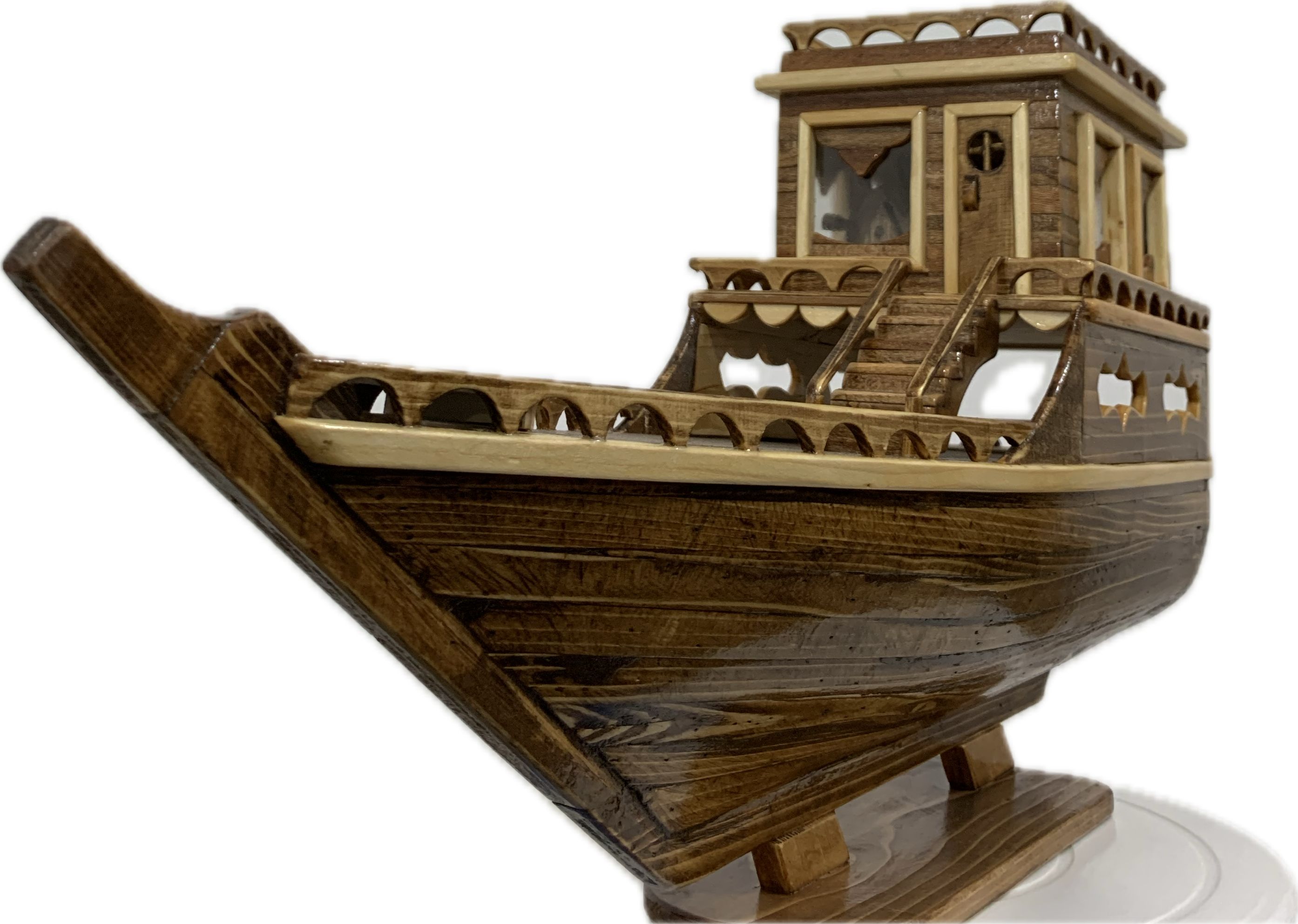 لنج های چوبی دستساز با ظرافت بالا