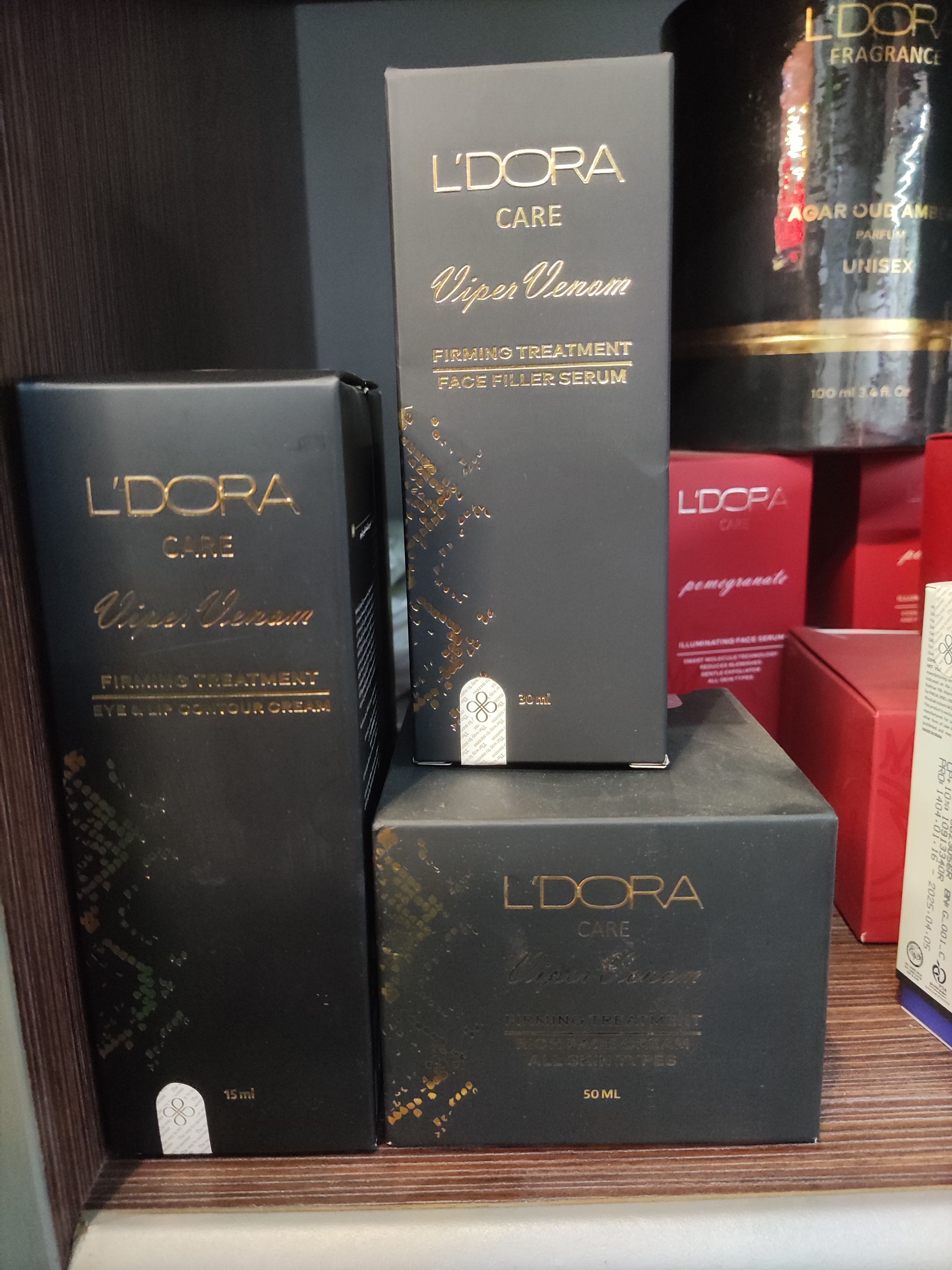 محصولات مراقبت پوست و مو 