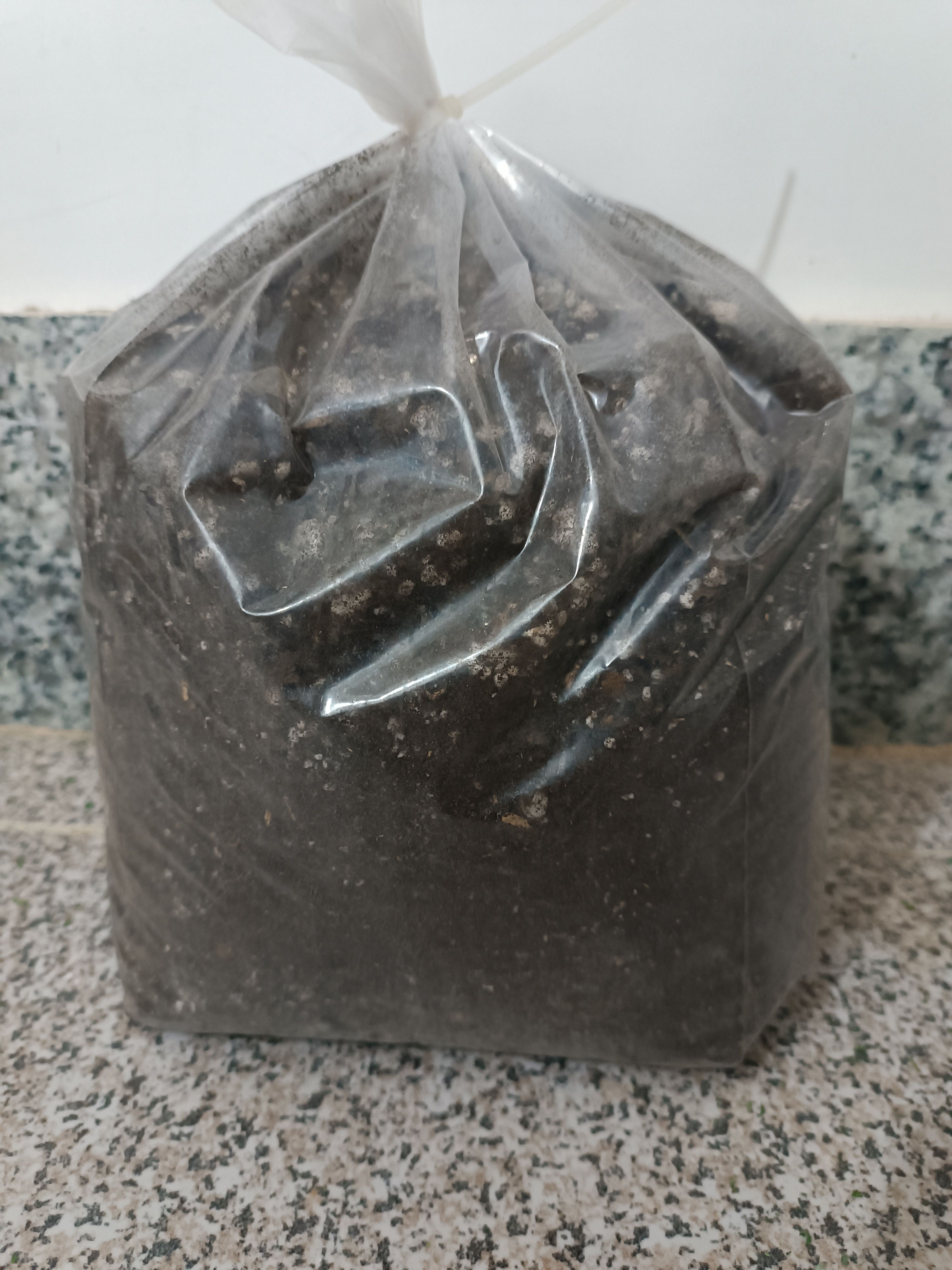 خاک گل مرغوب