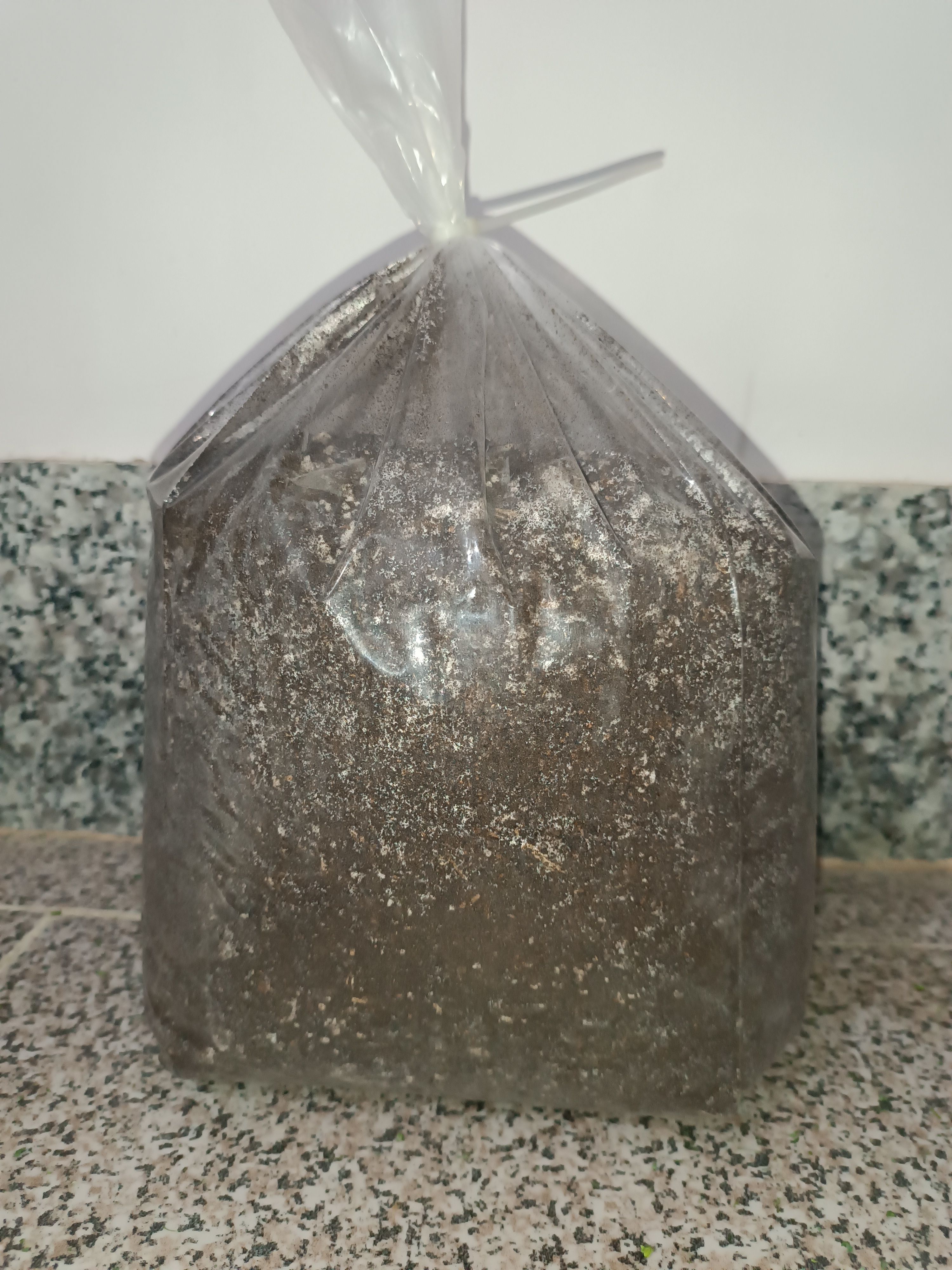 خاک گل مرغوب