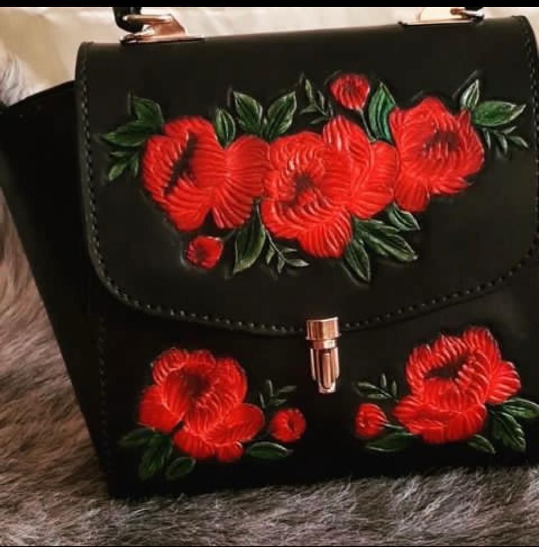 کیف و کفش چرم طبیعی دست ساز 