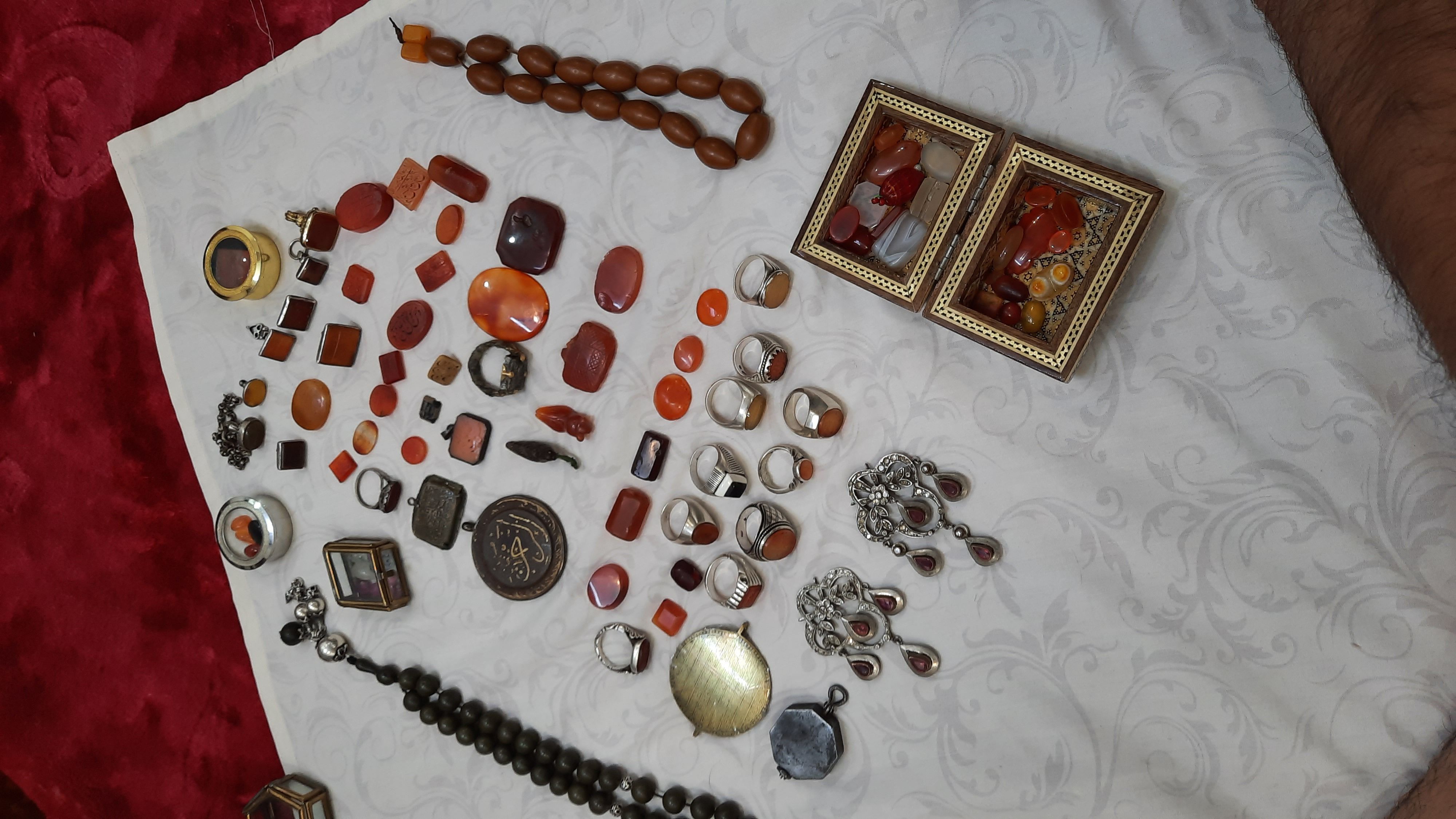 عقیق خطی کهنه