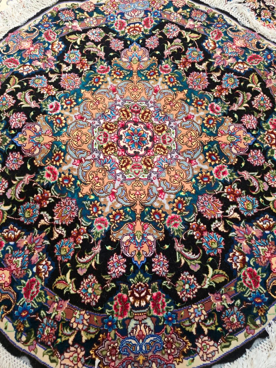 فرش رومیزی دستباف 