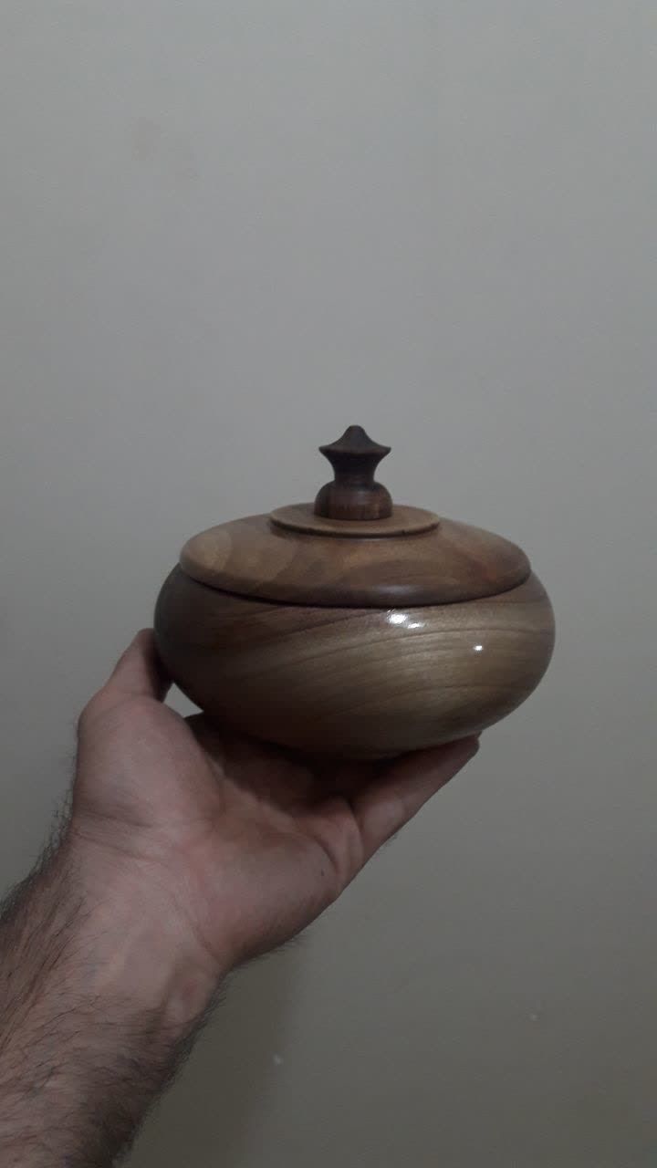 تولید و پخش ظروف چوبی 