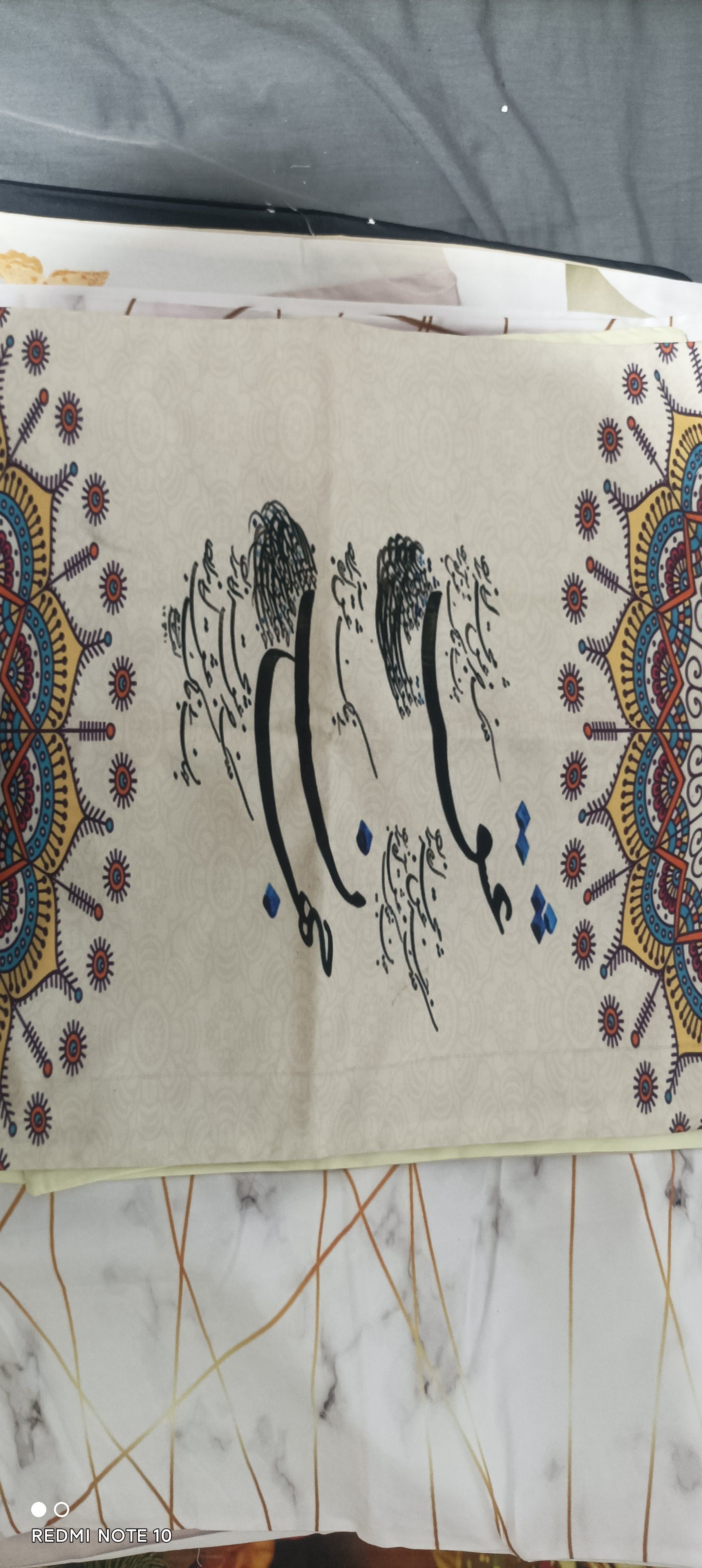  کوسن و کالای تزیینی