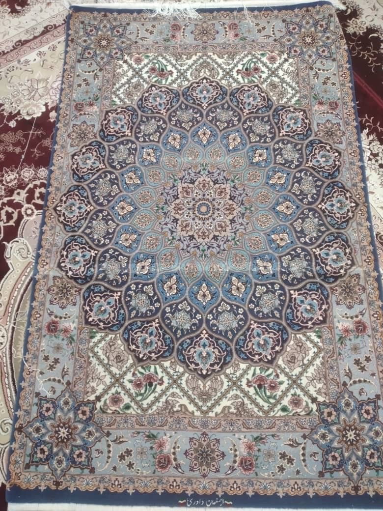 فرش نفیس اصفهان