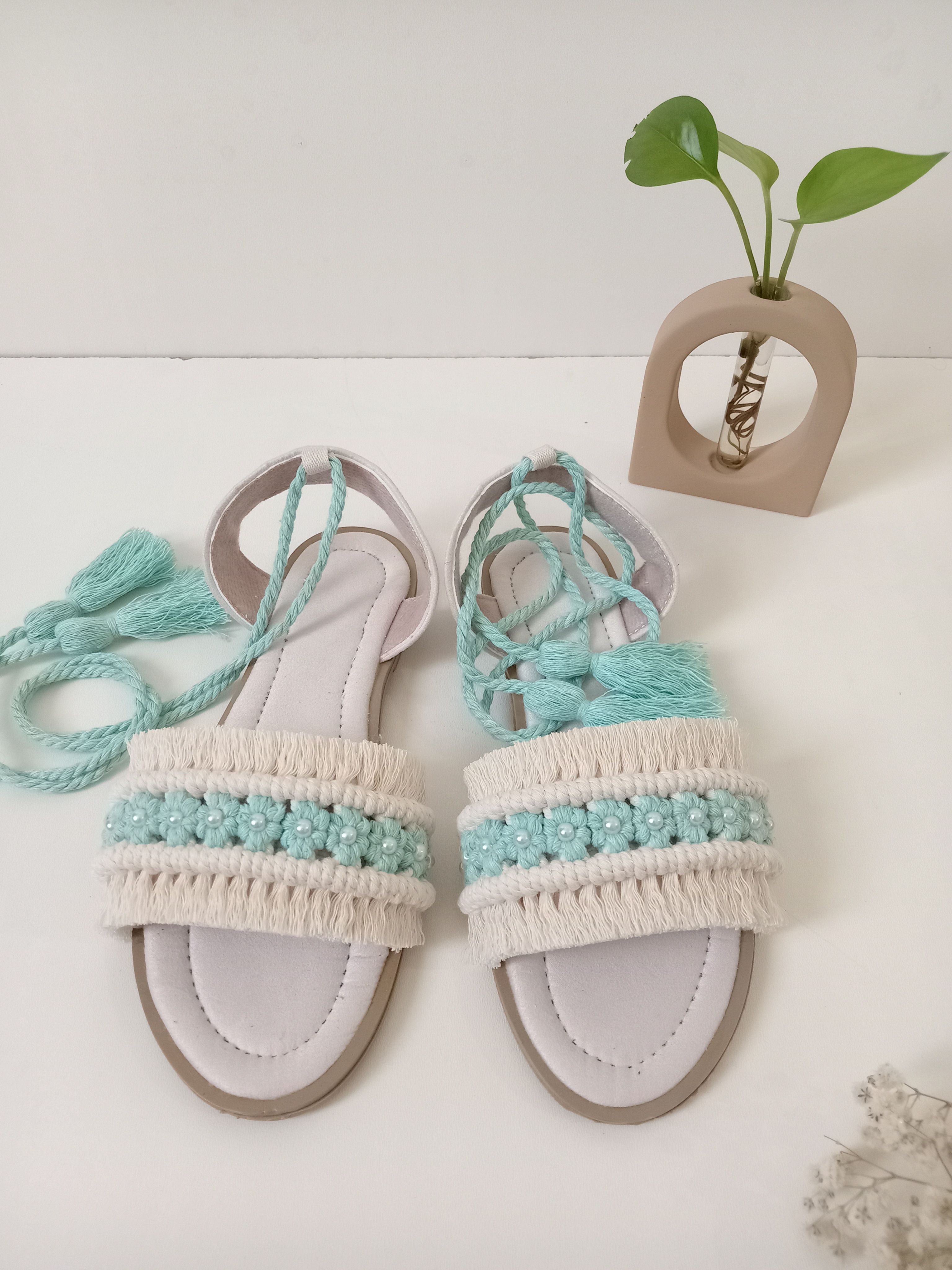 صندل زنانه دست بافت 