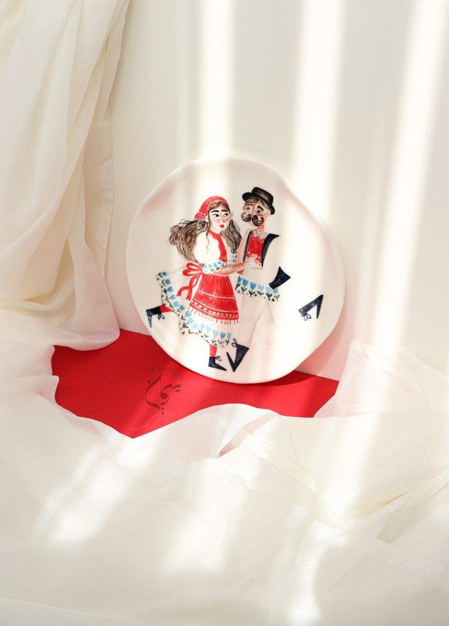 ظروف دست‌ساز سرامیکی