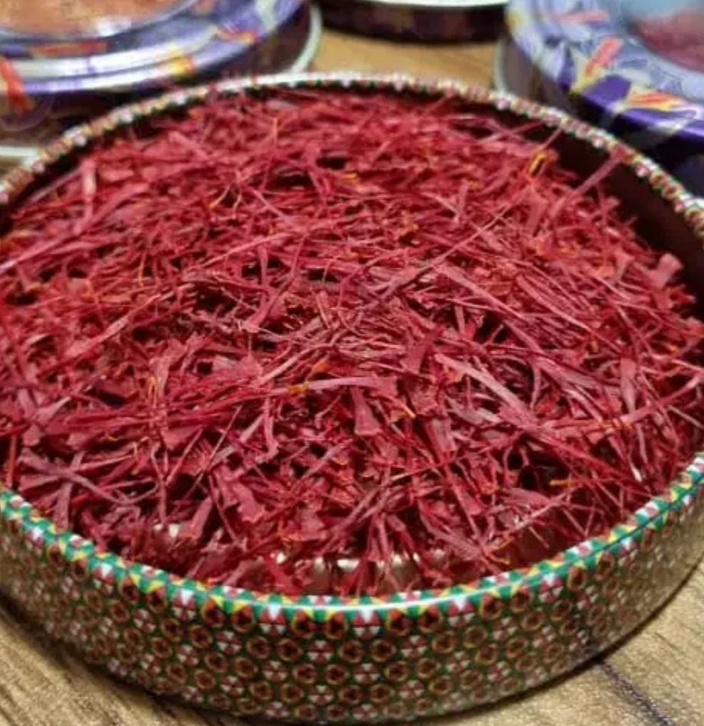 زعفران سوپر نگین درجة أولى