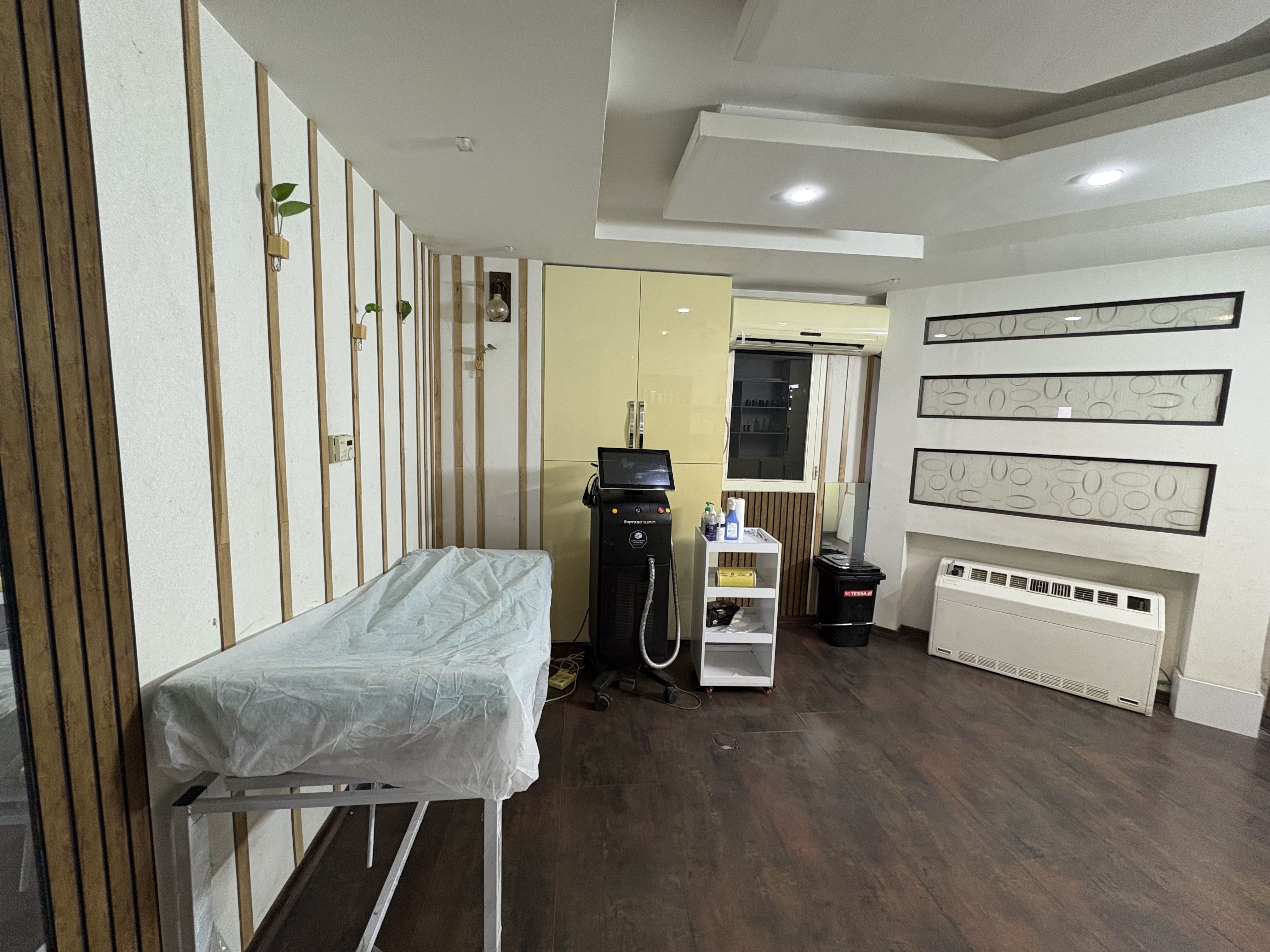 مطب پوست و مو ارابیوتی