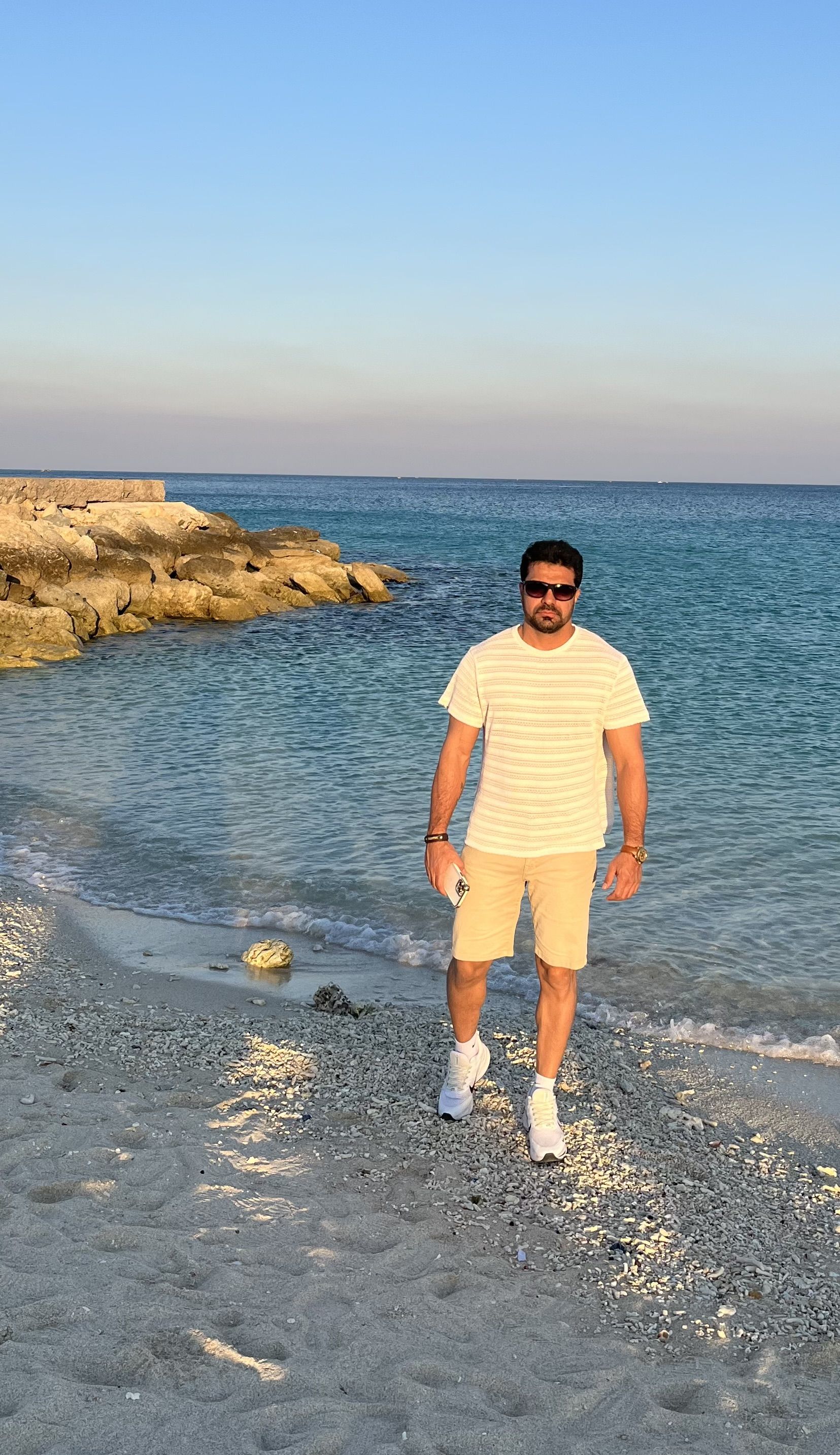 مدیر باغ تالار و رستوران 