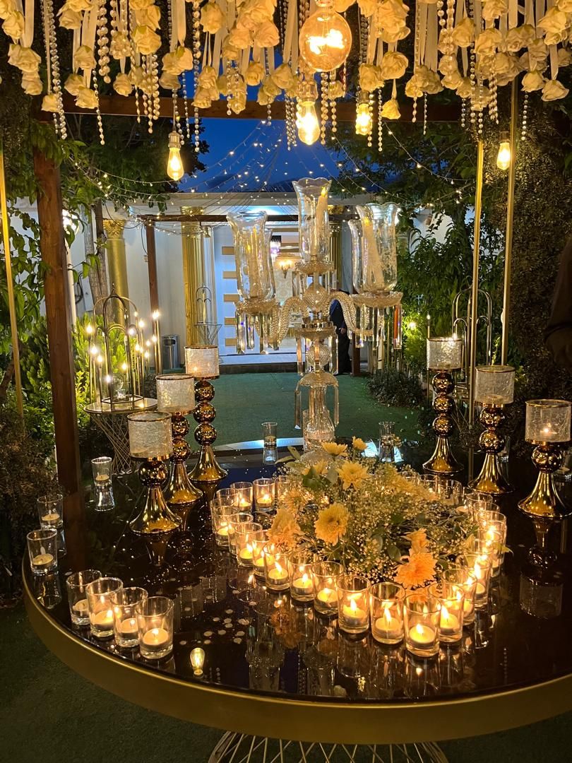 مدیر باغ تالار و رستوران 