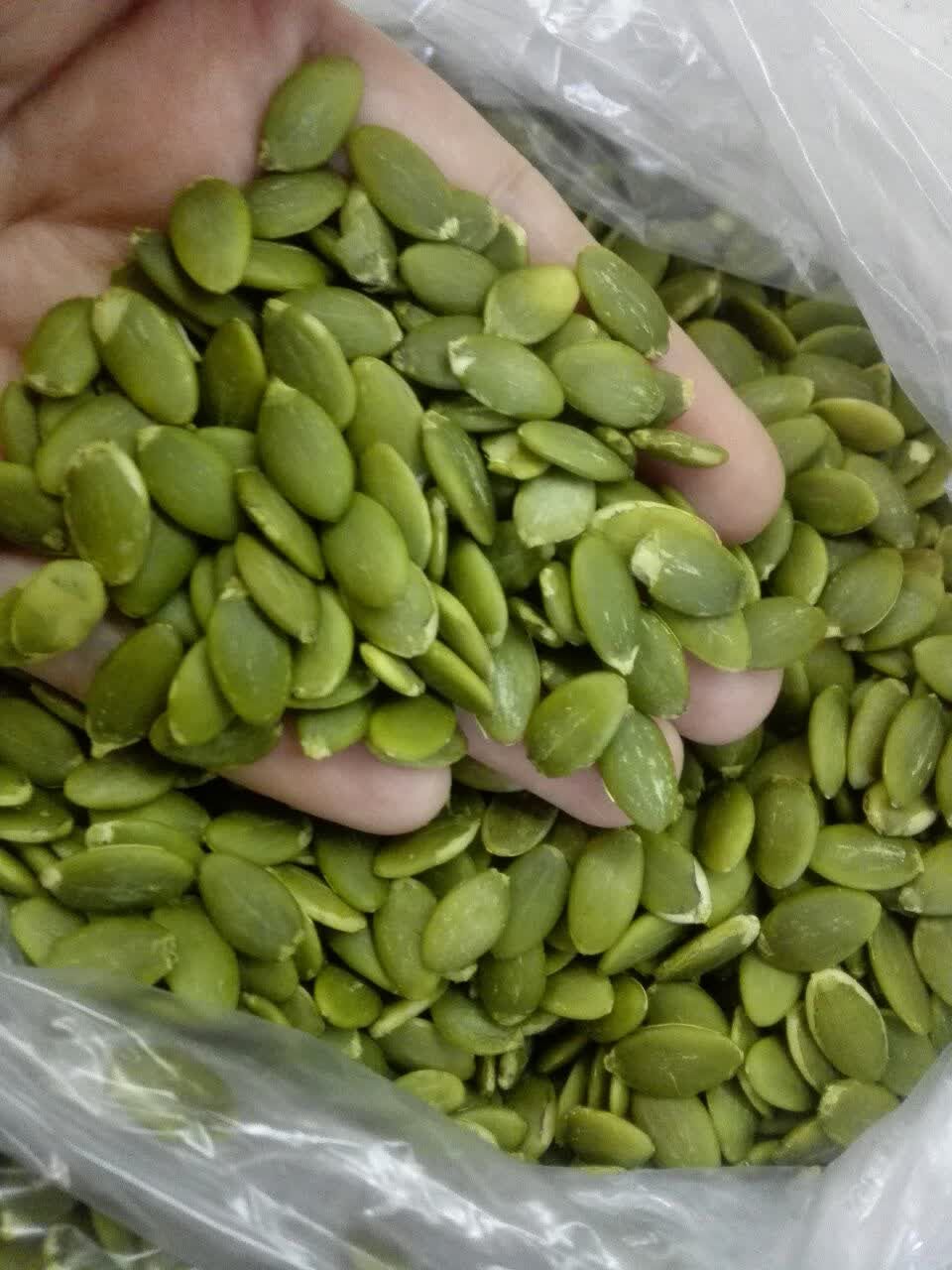 مغز تخمه کدو بوداده بسیار خوشمزه