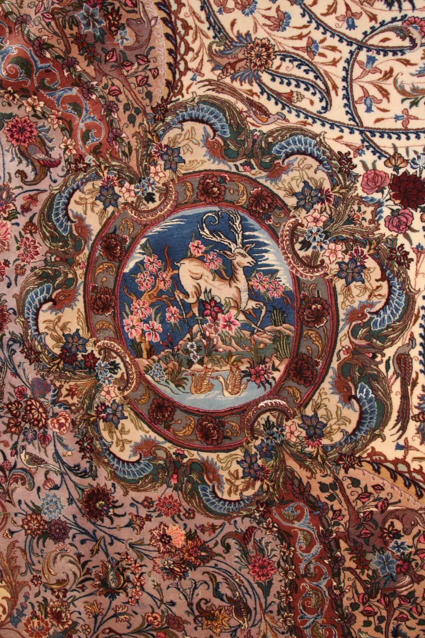 فرش ابریشم خالص دست بافت اصیل ایرانی نقش بهشت در ابعاد10×10