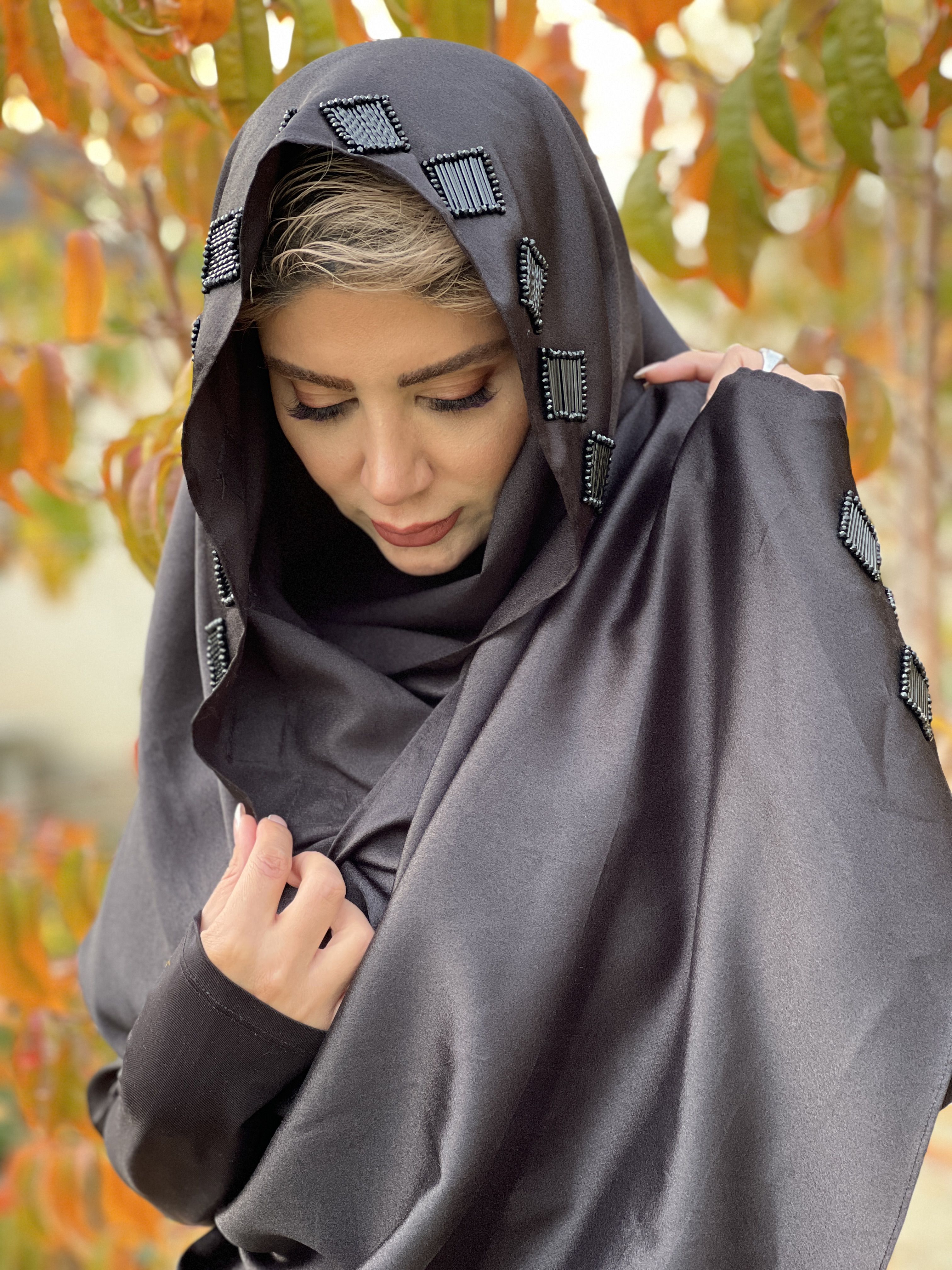 شال دست دوز