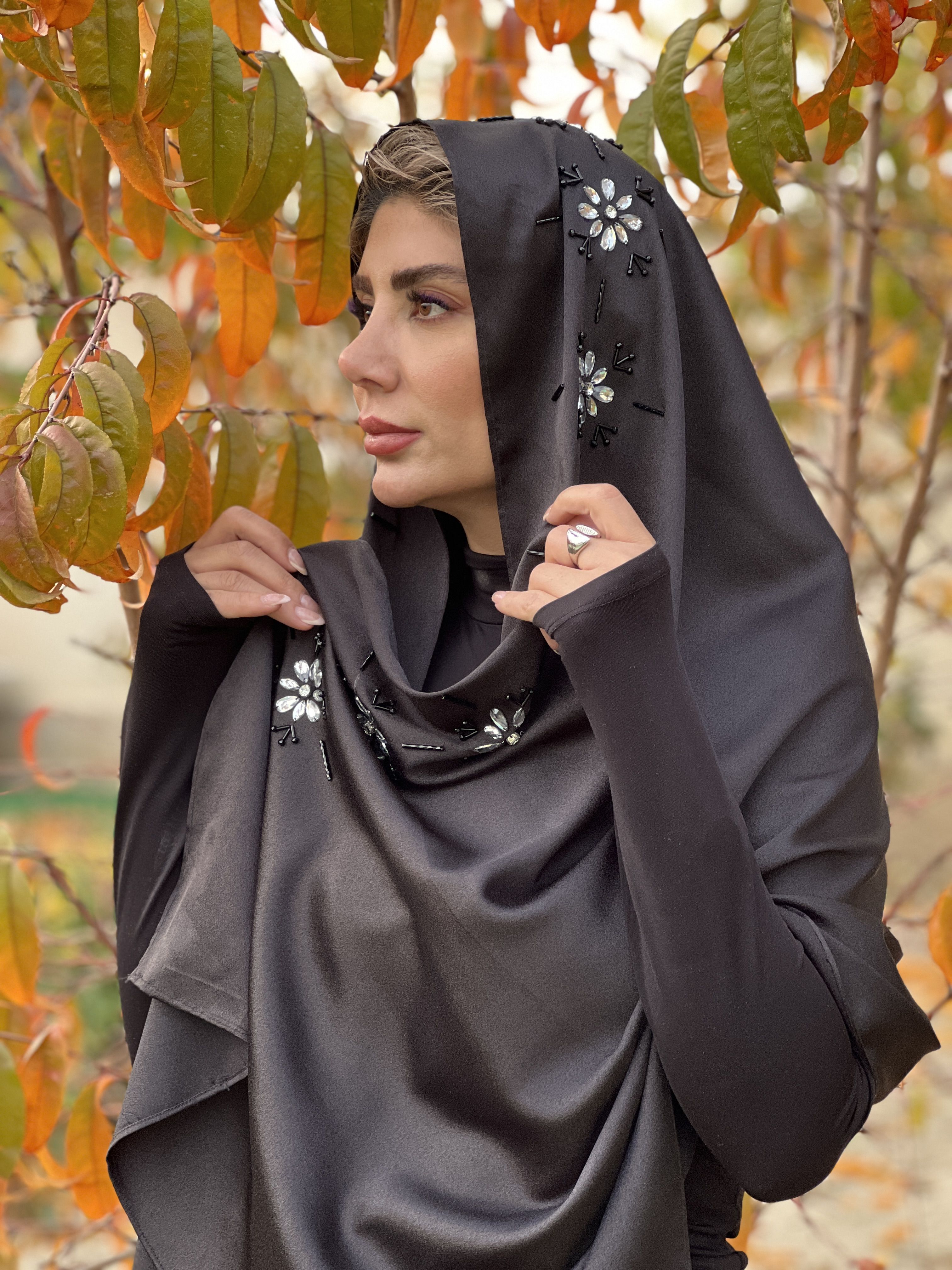 شال دست دوز