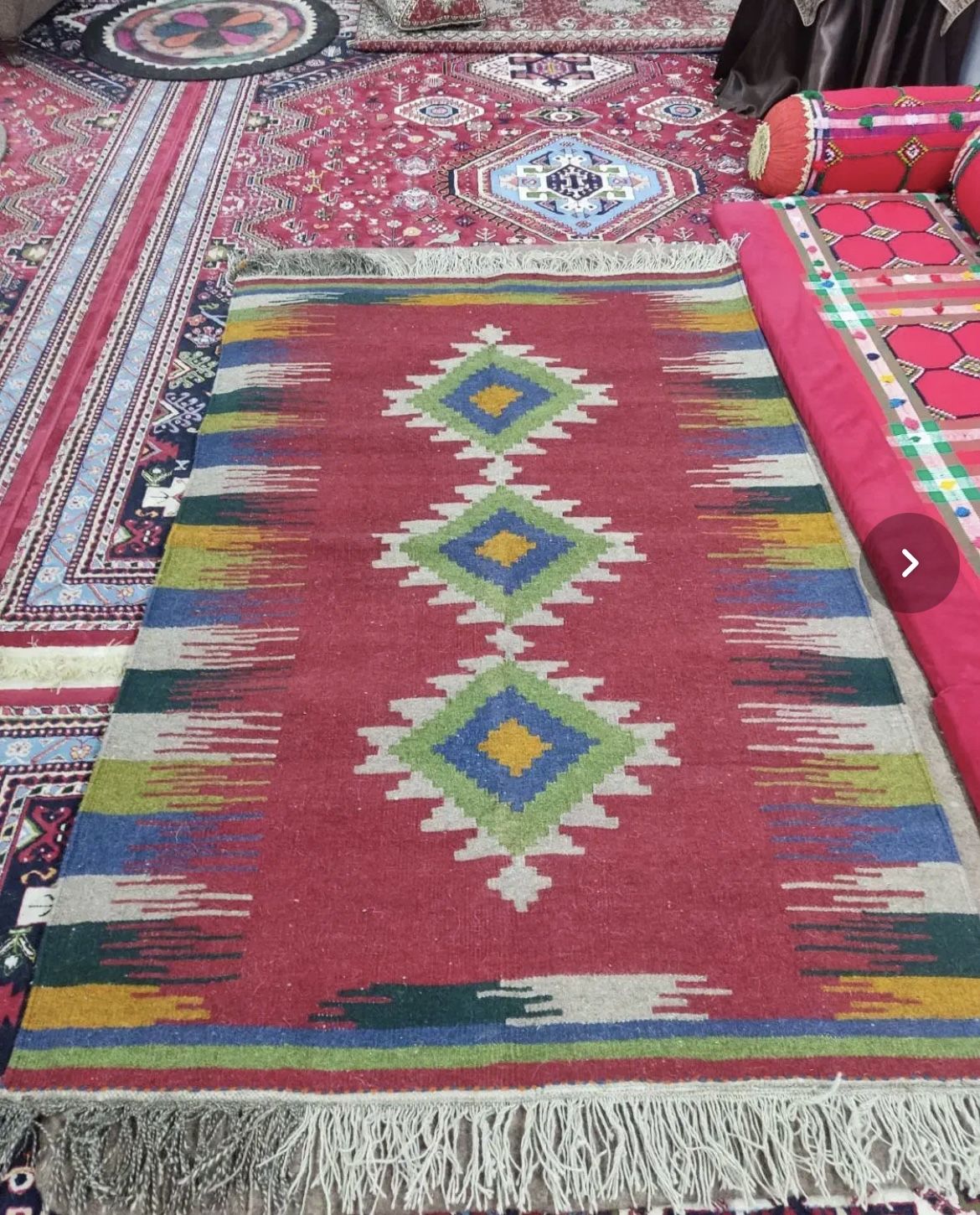 جاجیم و گلیم دست بافت ایرانی