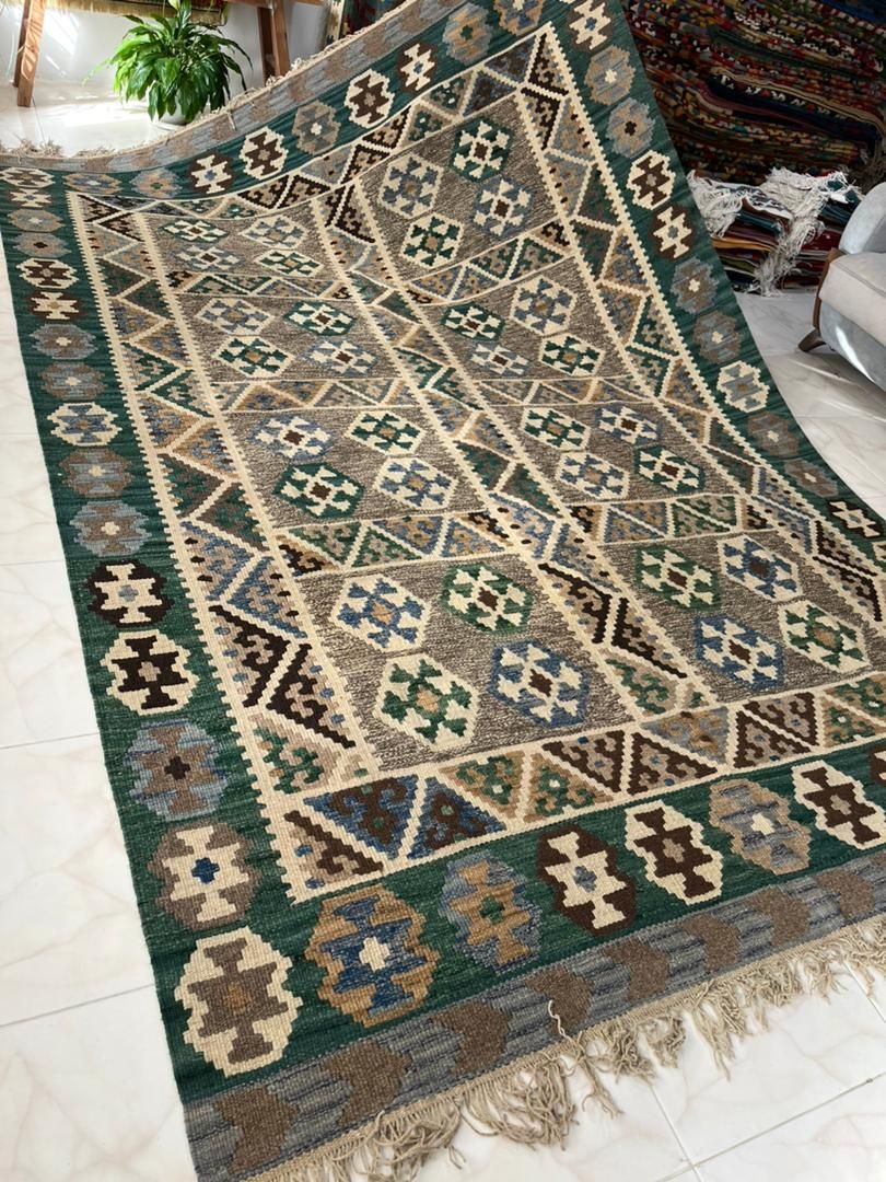 گلیم آریا