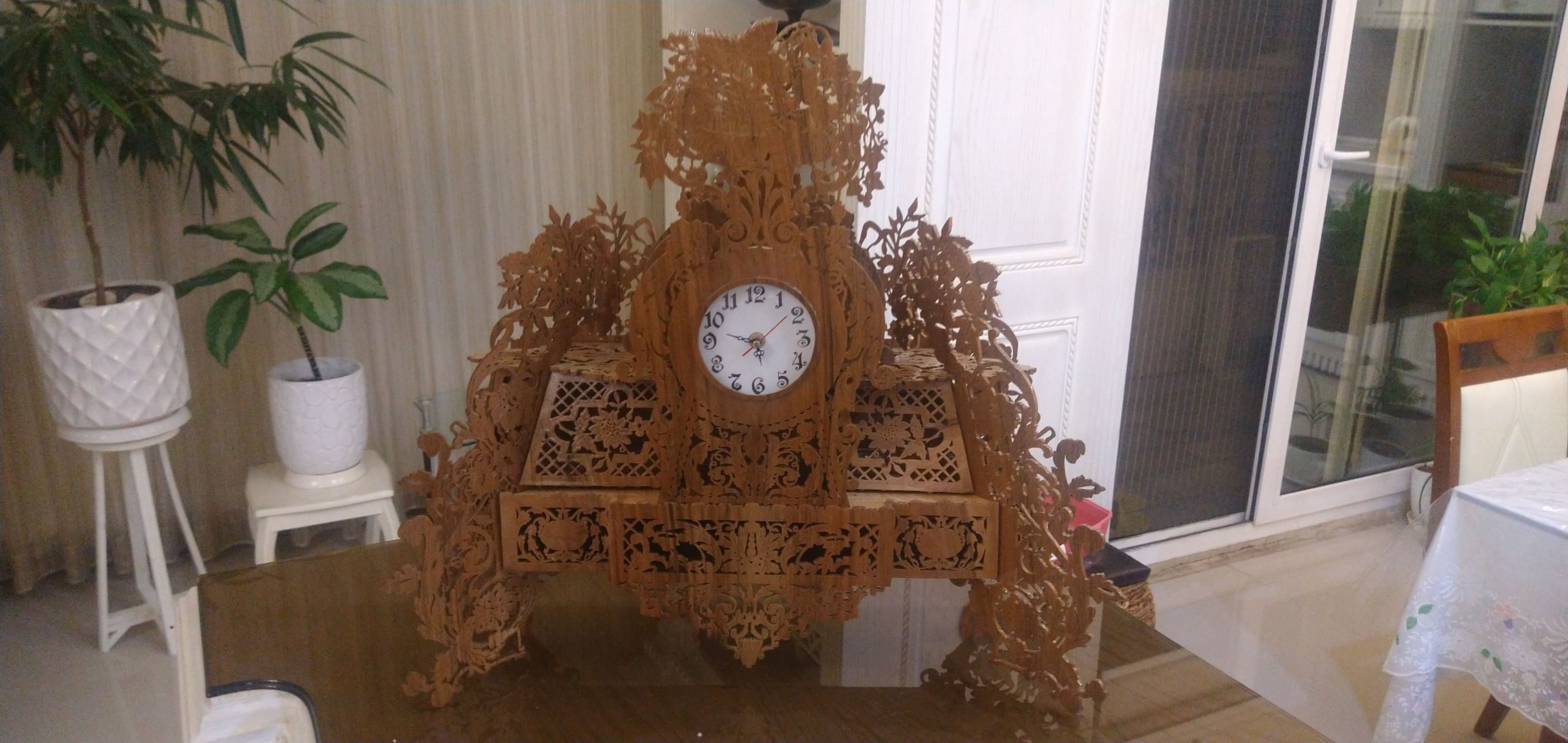 ساعت رومیزی ویکتوریا