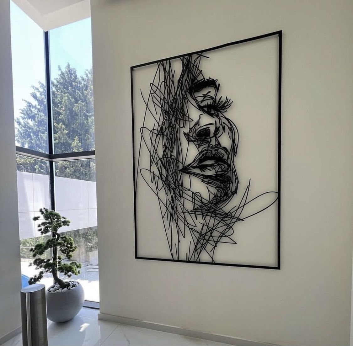 دیوار کوب فلزی 
