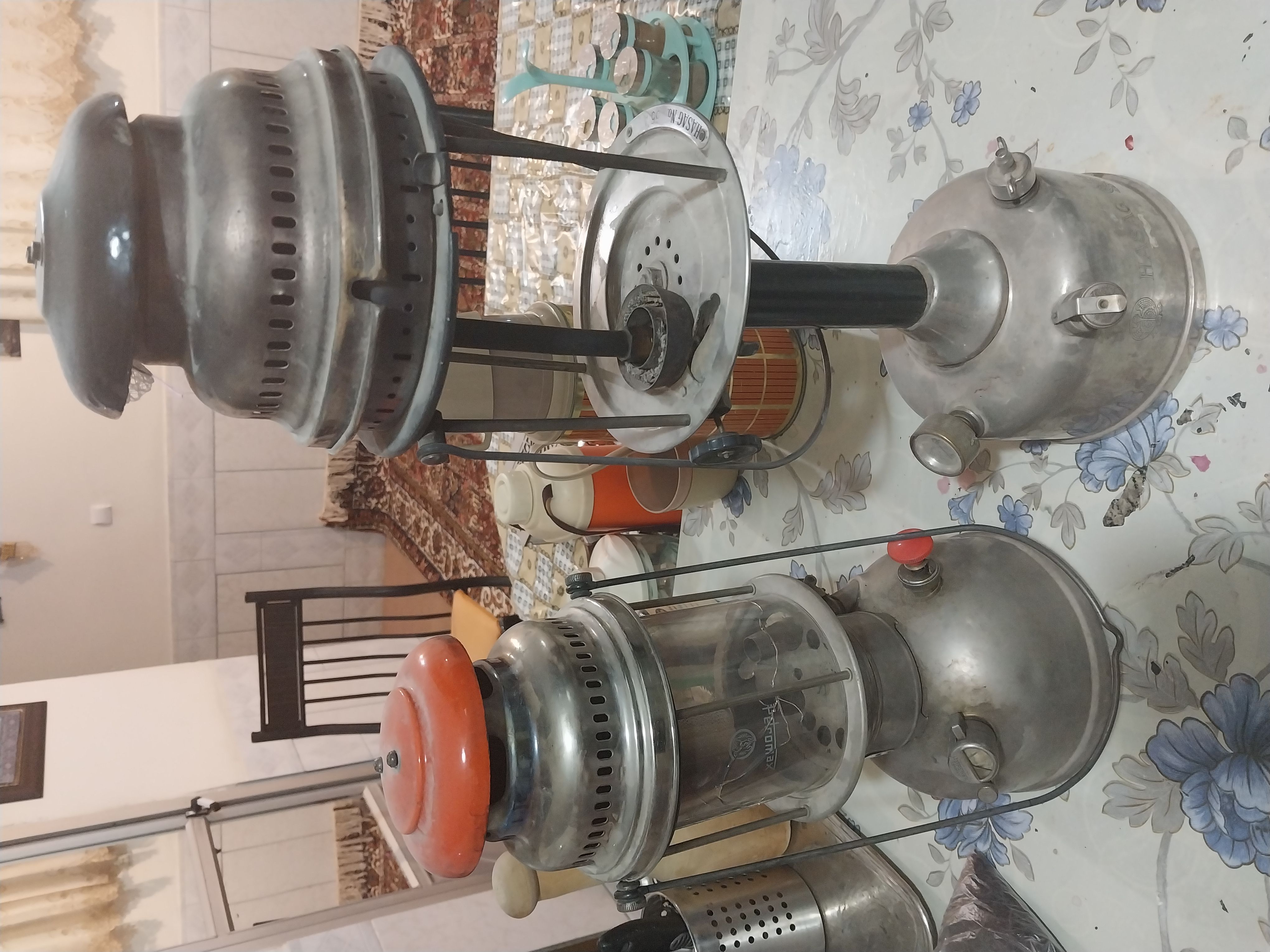 چراغ زنبوری قدیمی