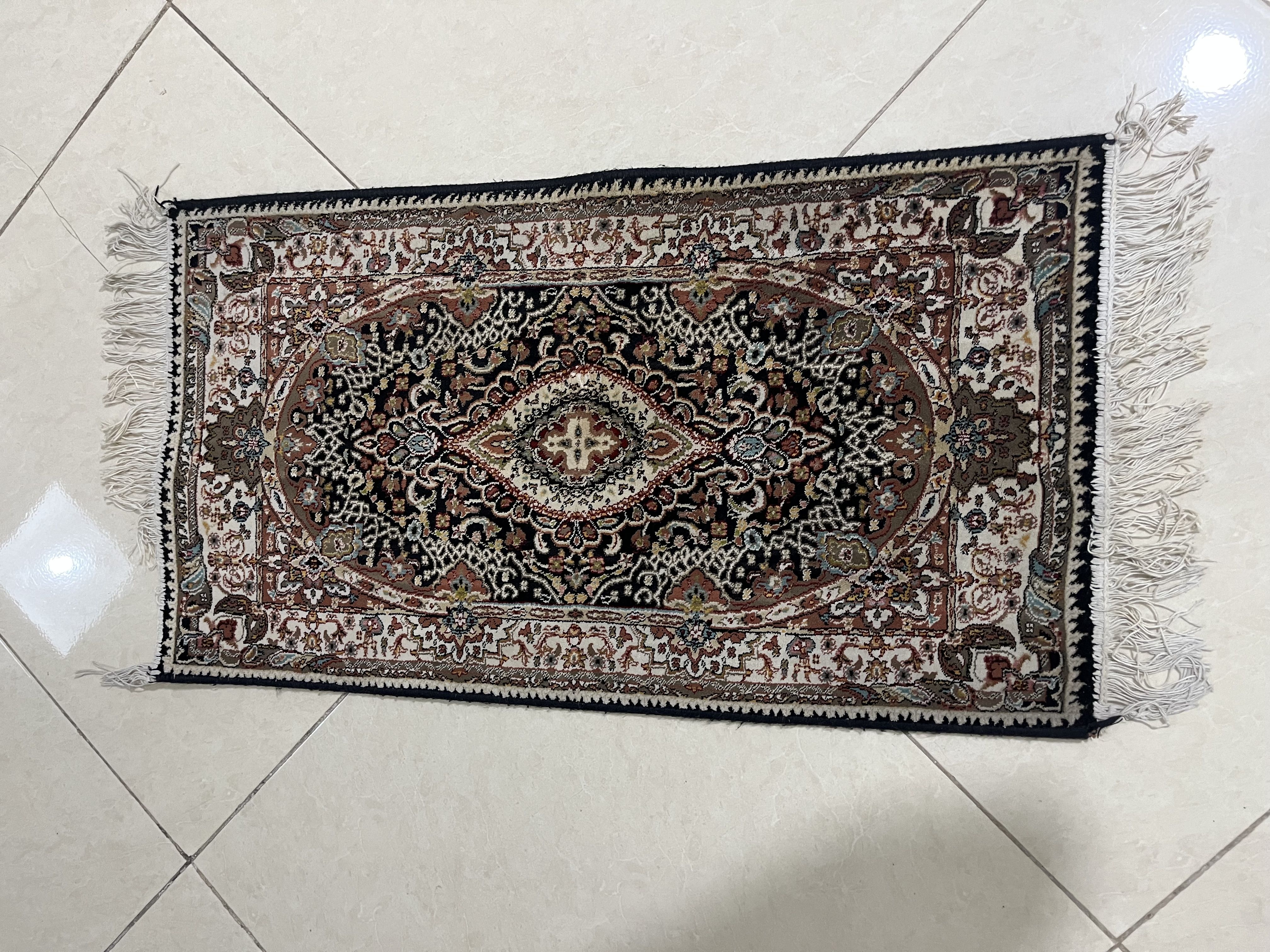 قالیچه دست بافت