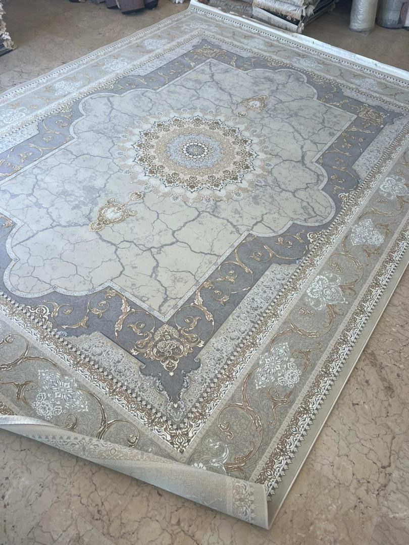 فرش در انواع نقشه و رنگ