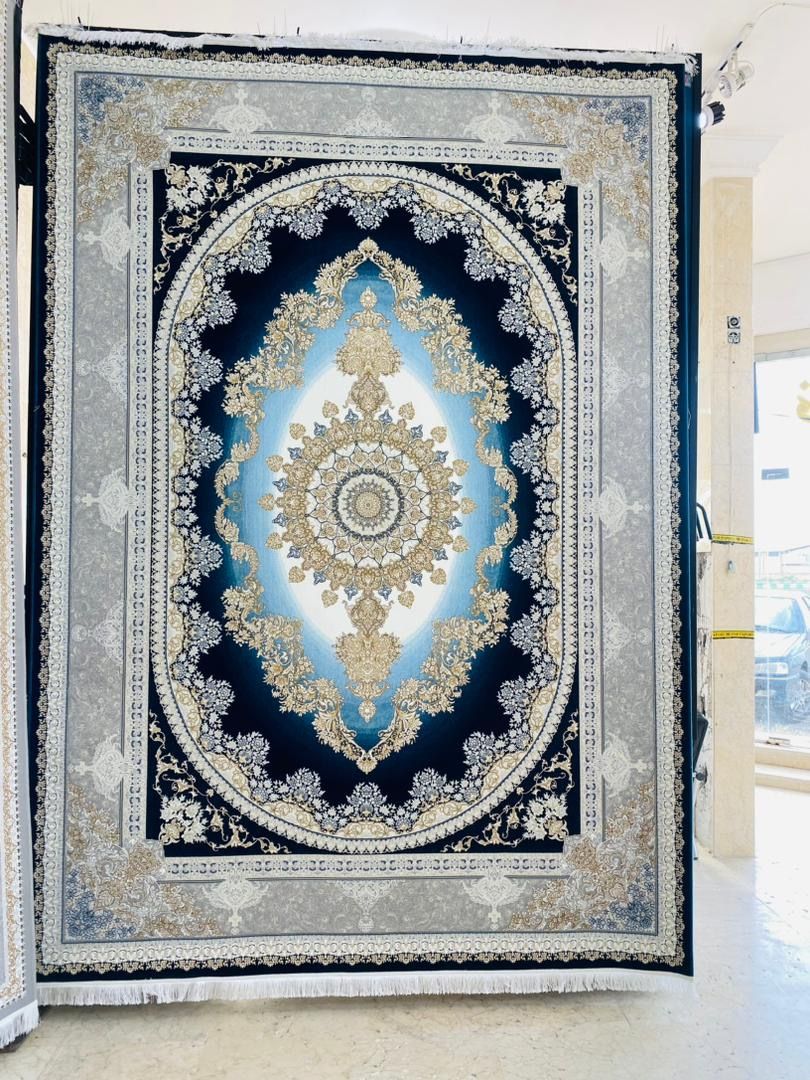 فرش در انواع نقشه و رنگ