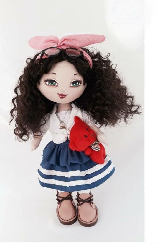 عروسک دستساز 