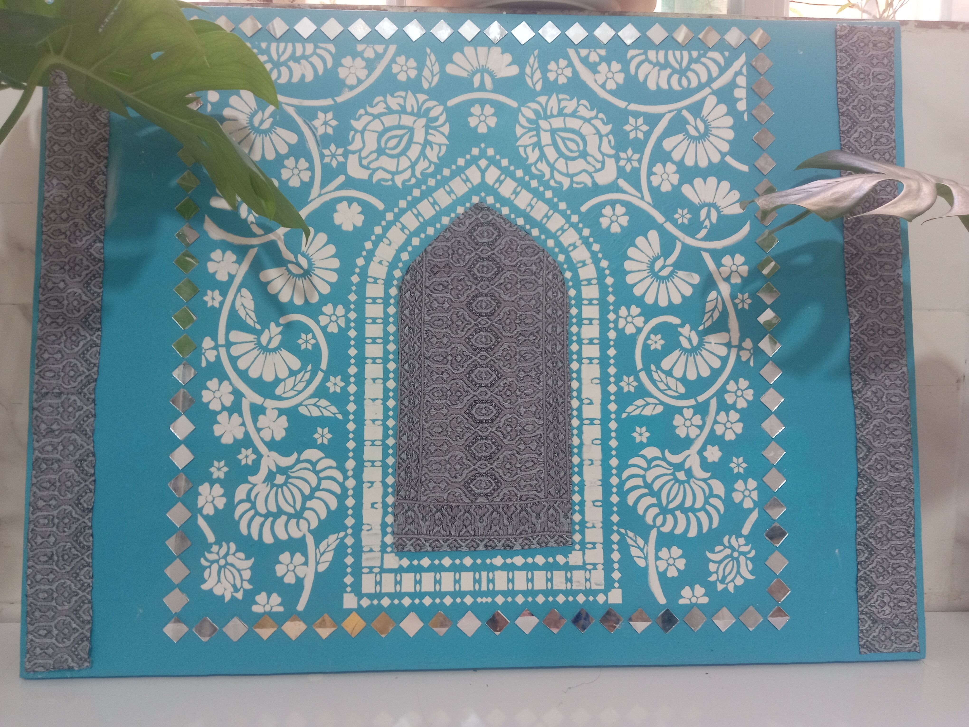 تابلو دکوراتیو تلفیق سوزن دوزی بلوچی