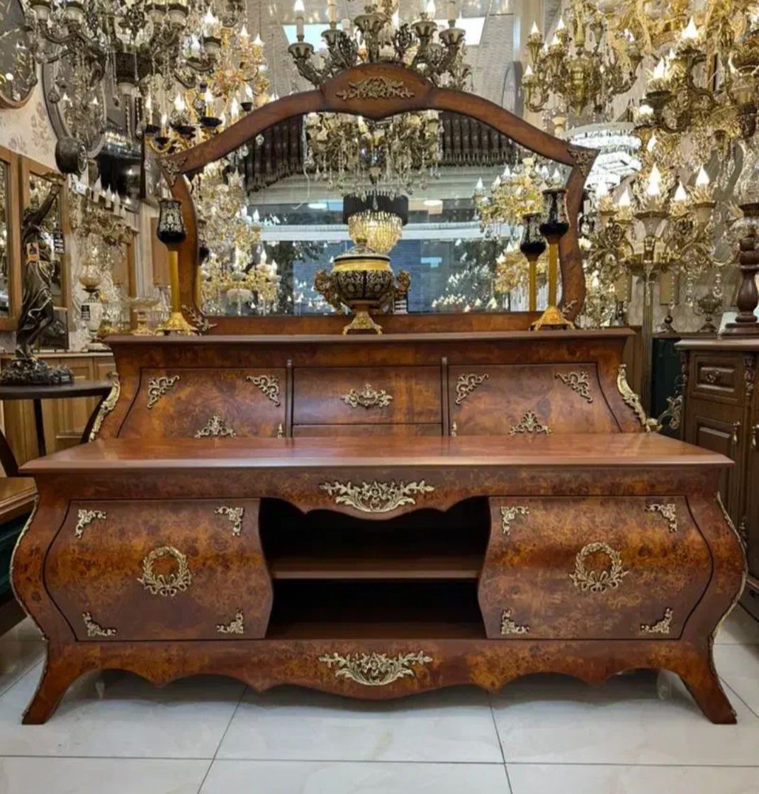 آینه و کنسول 