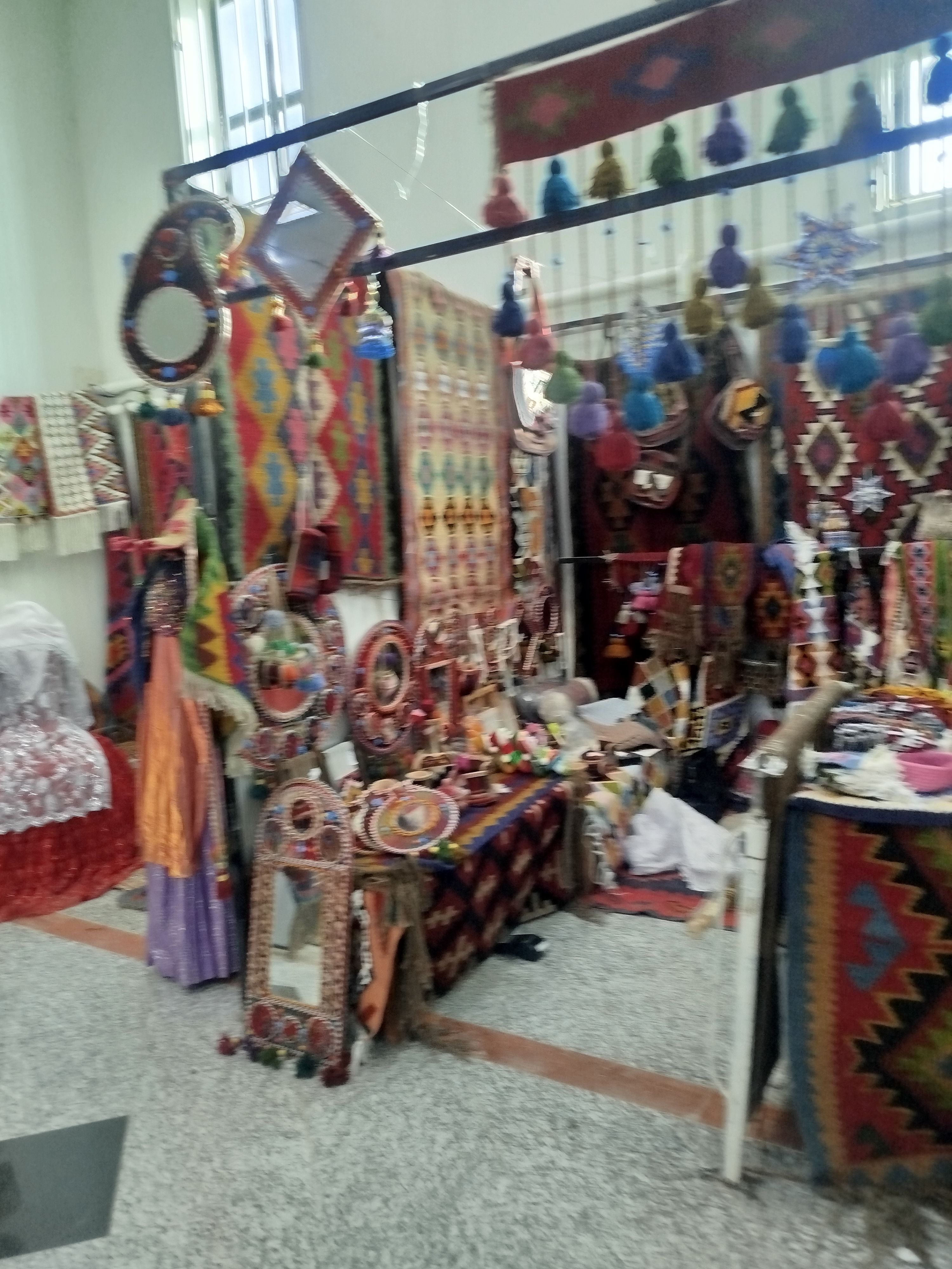 گلیم دستباف 