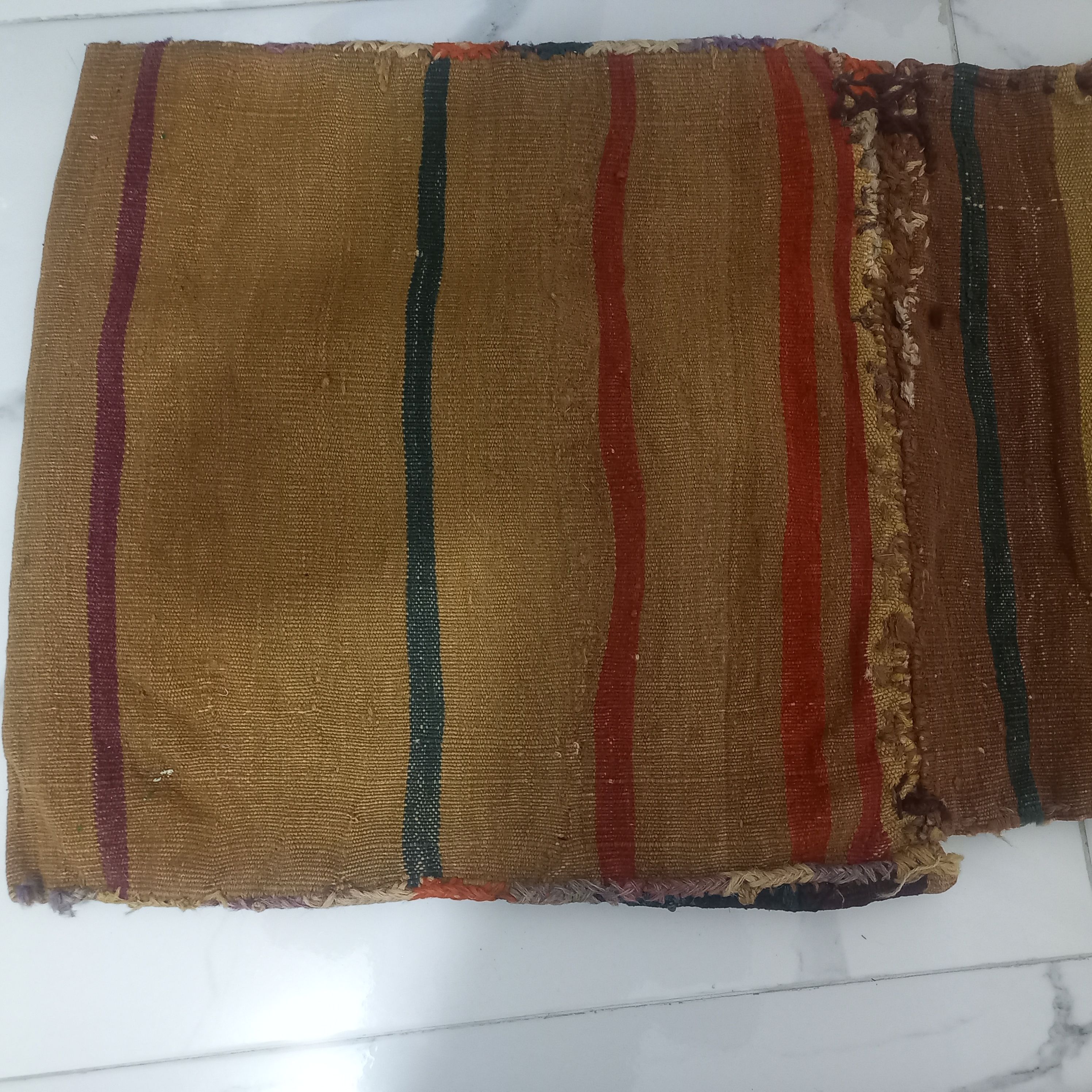 خورجین آنتیکدست‌باف با قدمت