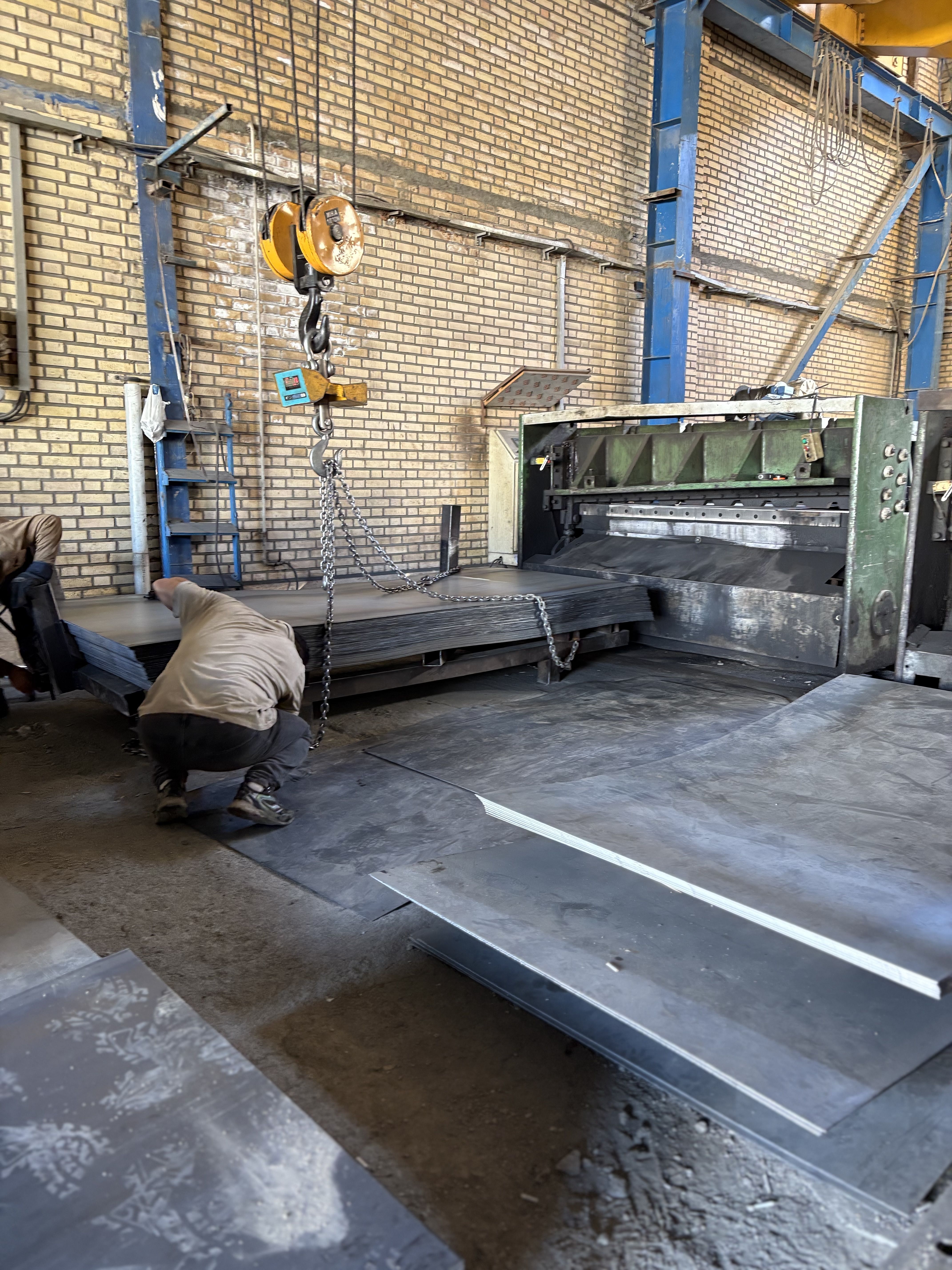 فروش ورق 2میل سیاه روغنی 