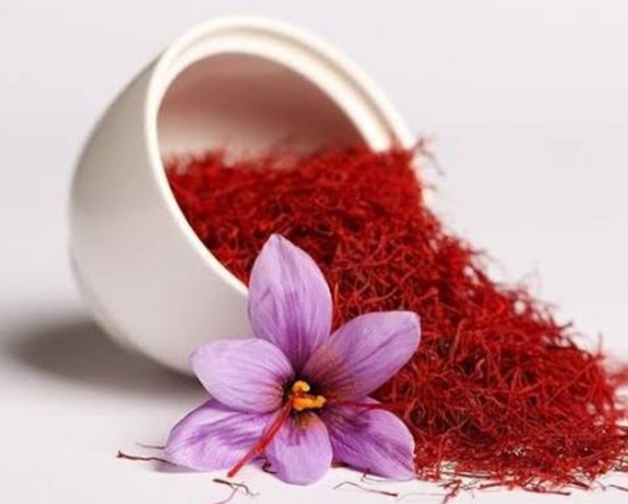 زعفران القناة ملون ولذيذ 