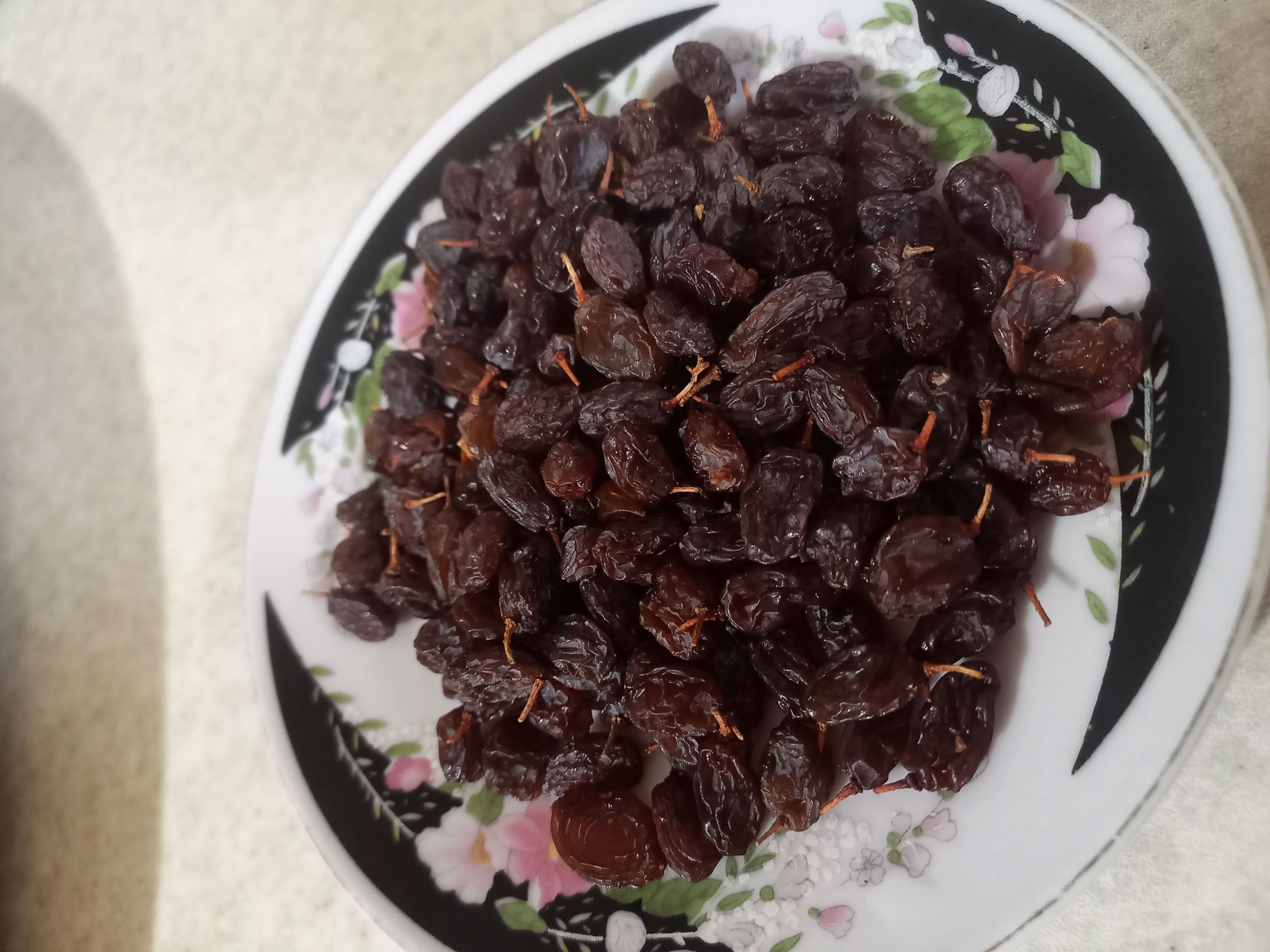 شیره انگور و کشمش 