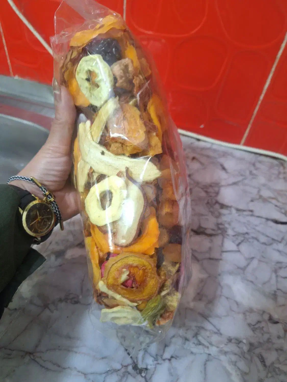 میوه خشک طبیعی با دستگاه صنعتی 