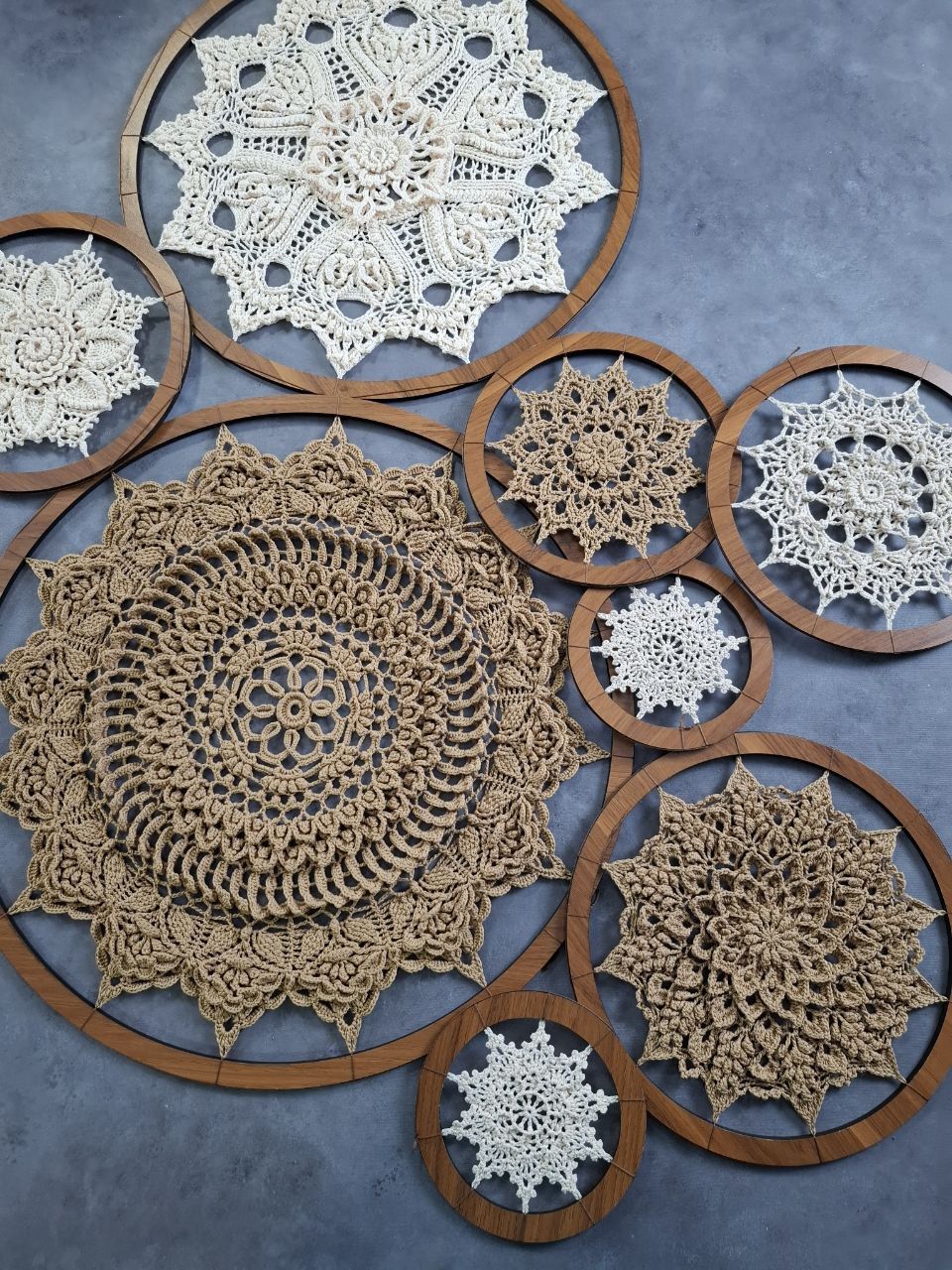دیوارکوب بافتنی ماندلا