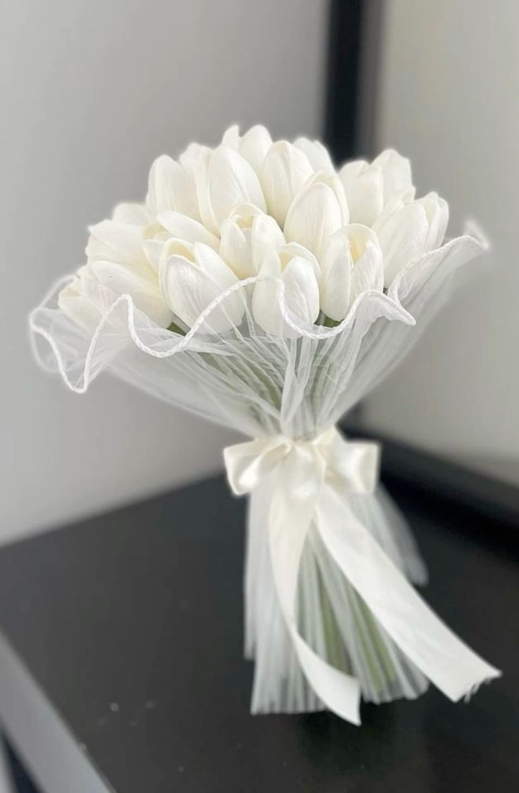 دسته گل عروس