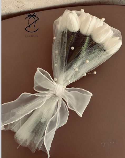 دسته گل عروس