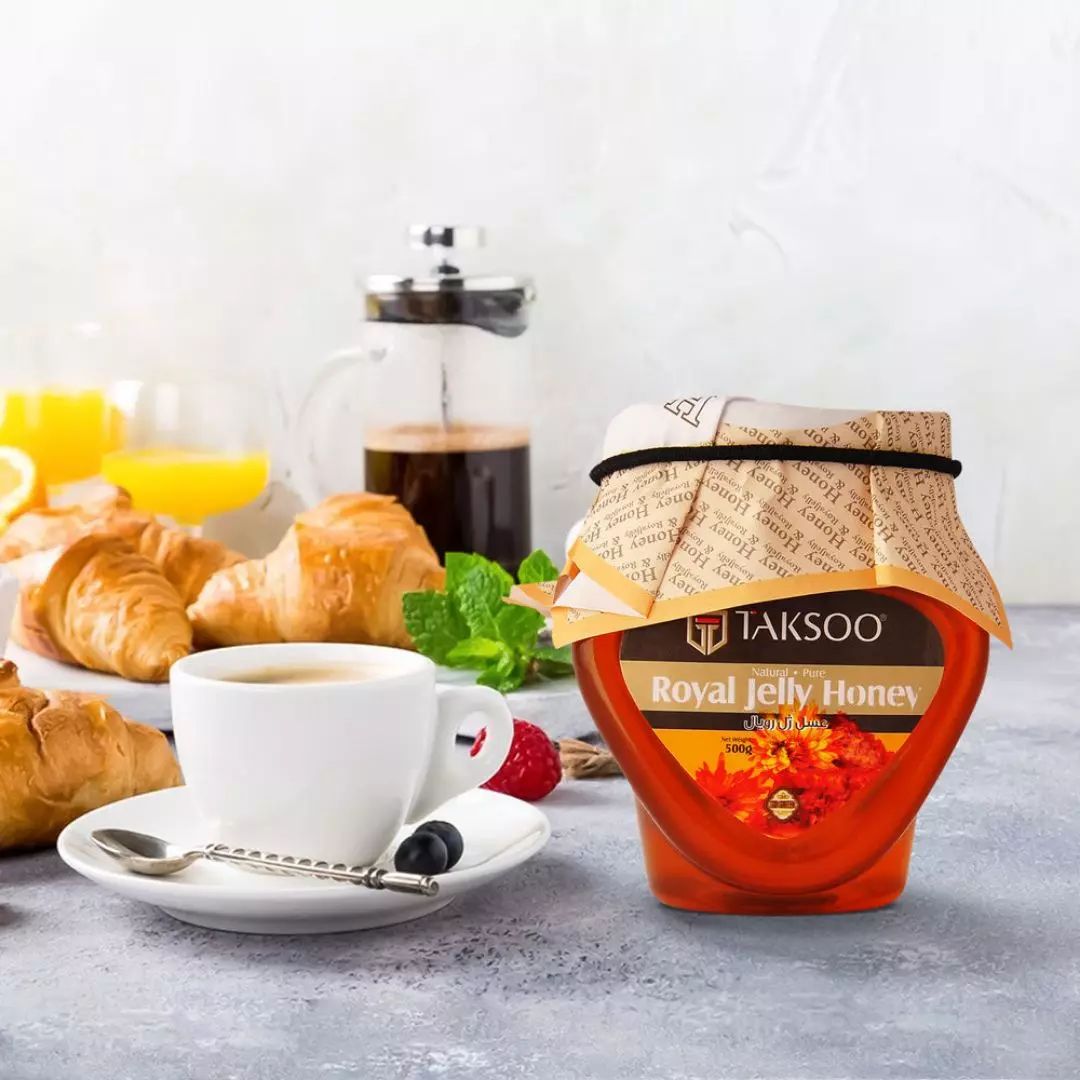عسل چهل گیاه همراه ژل رویال اصل
