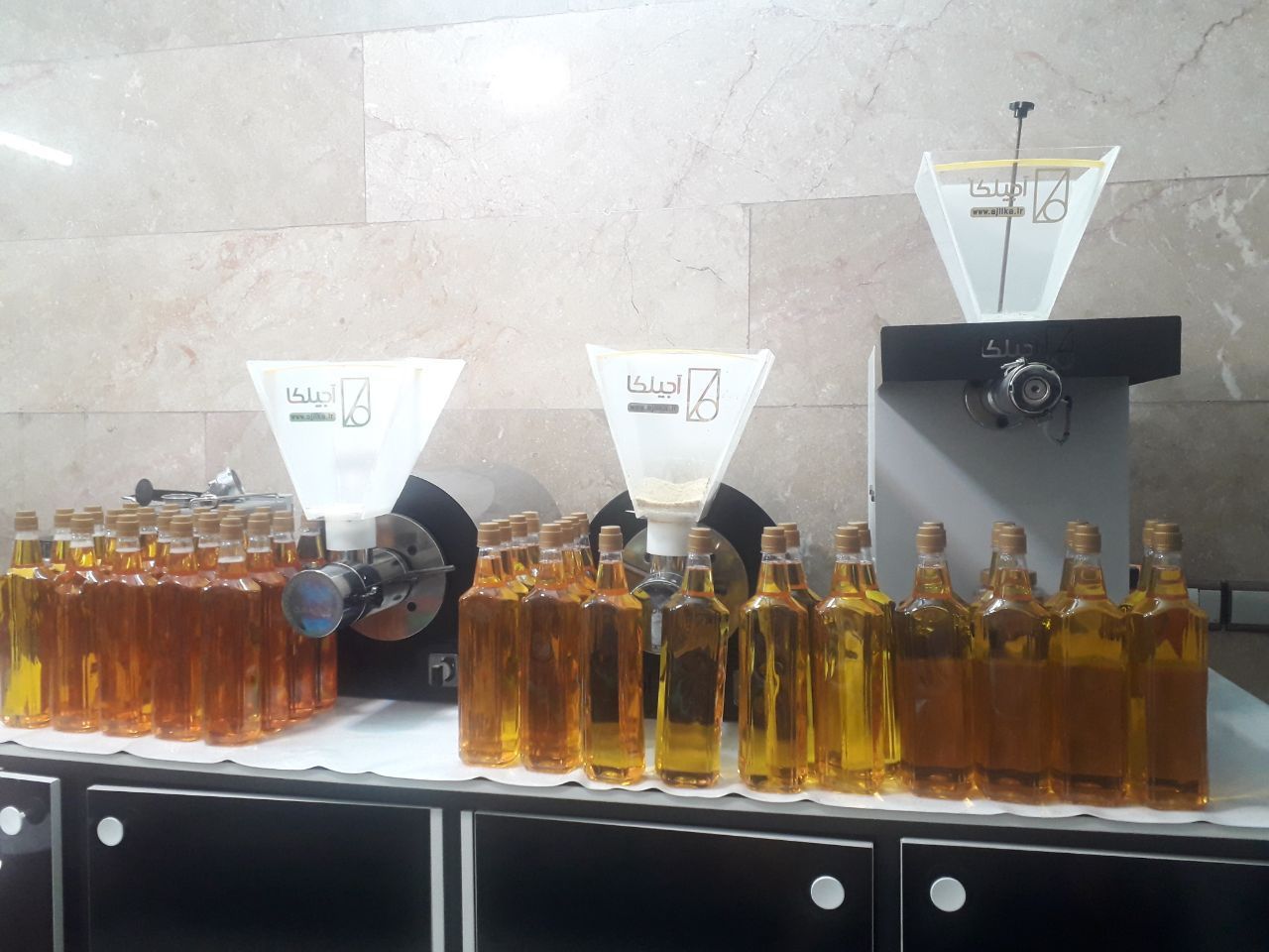 فروش انواع روغن خوراکی و درمانی