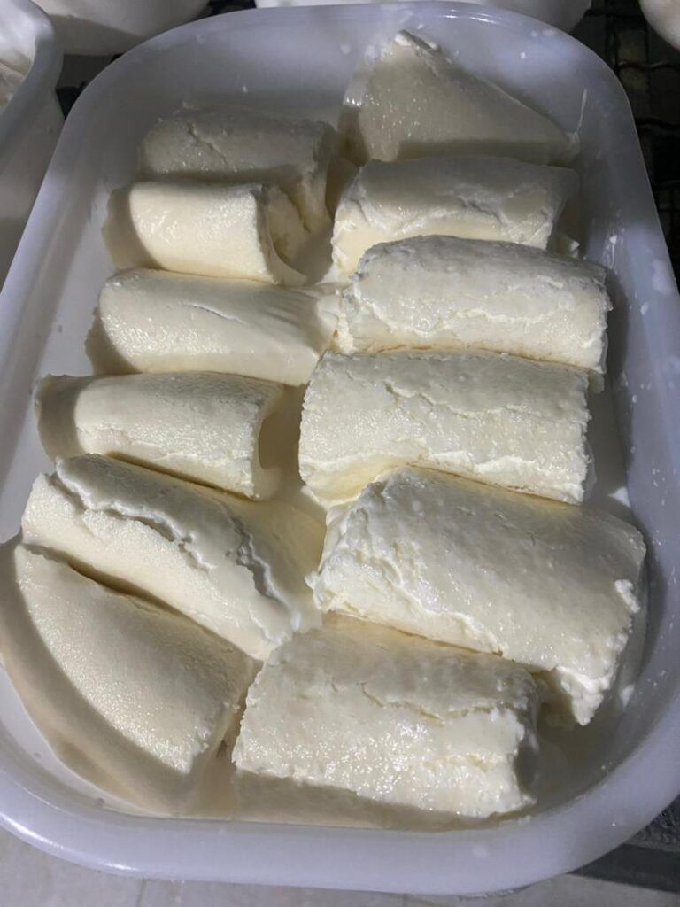 سرشیر رولتی