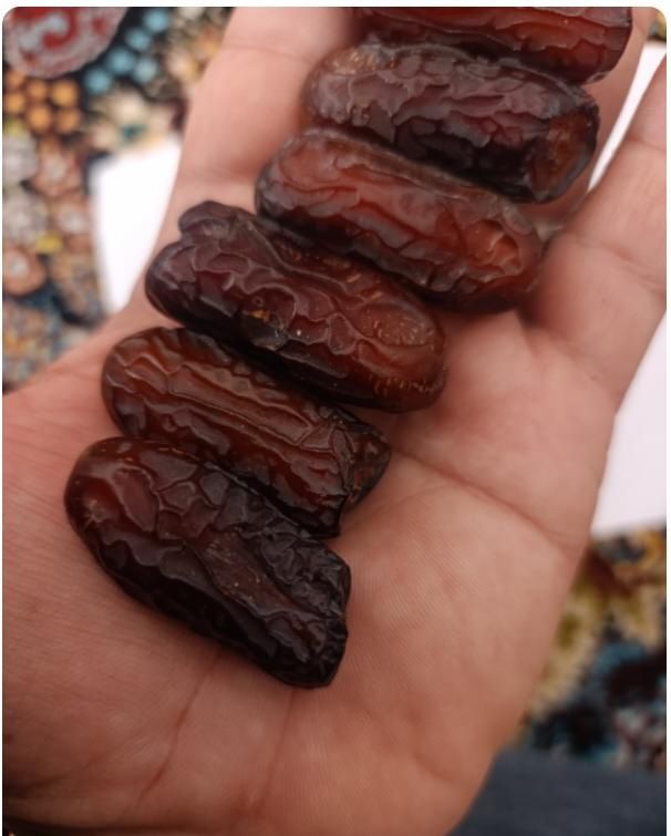انواع خرما هرمزگان وپیارم درجه یک 