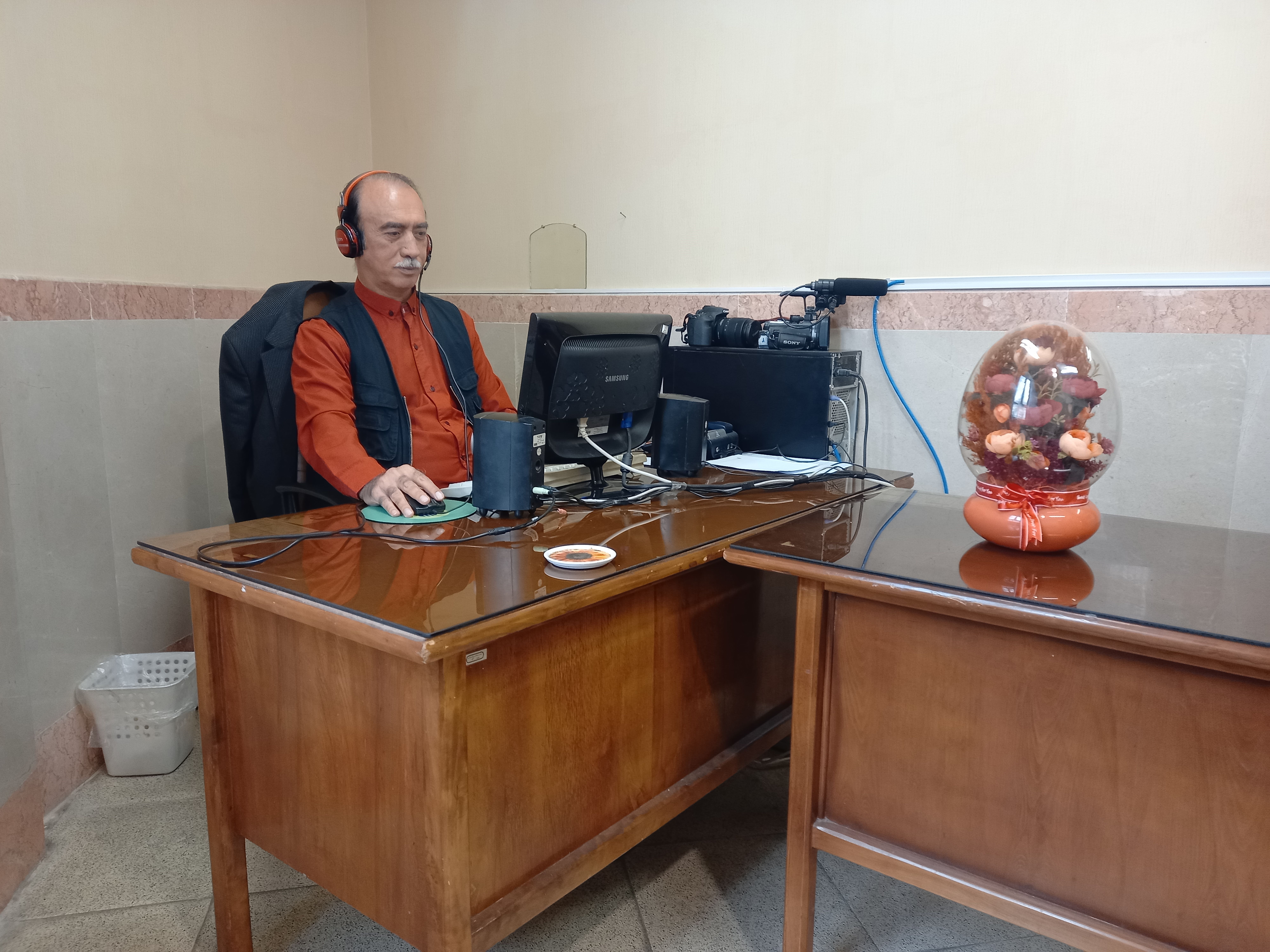 فیلمبردار و تدوین و مونتاژ و ساخت کلیپ